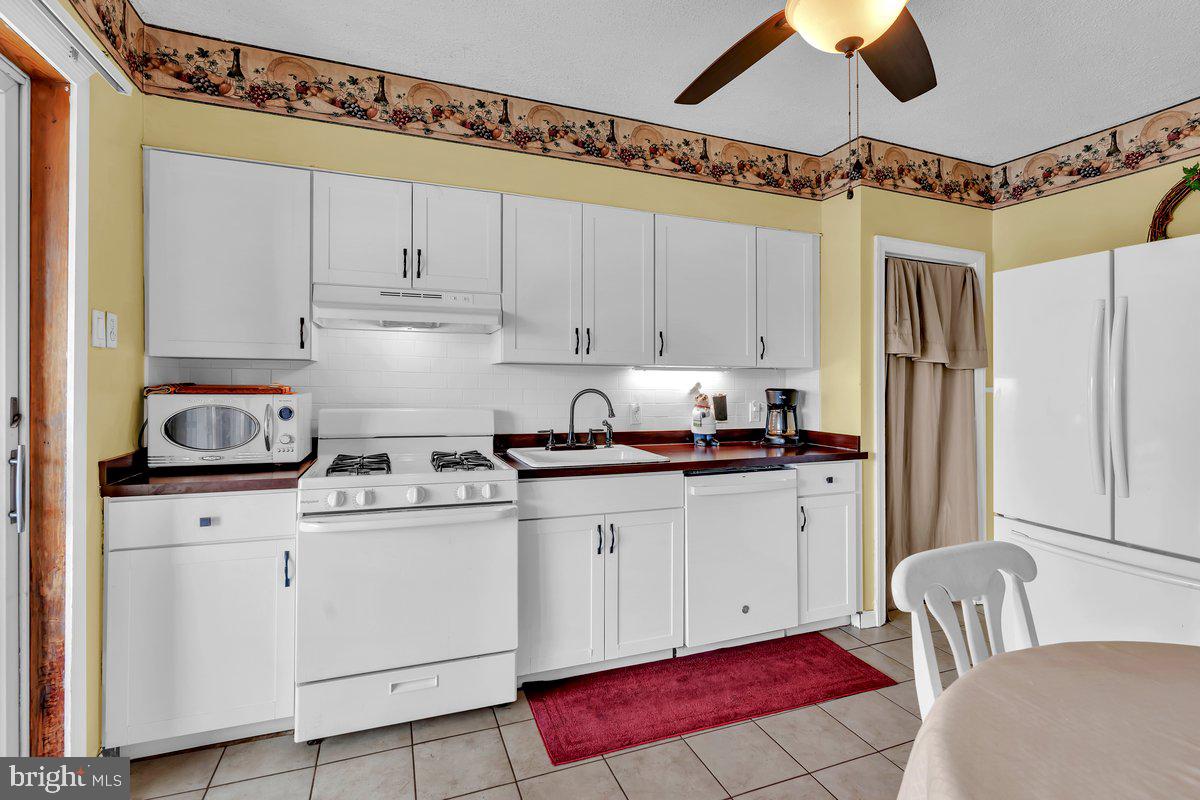 MAYFAIR (WEST) - Residential