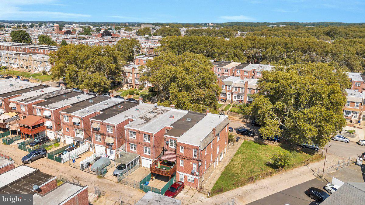 MAYFAIR (WEST) - Residential