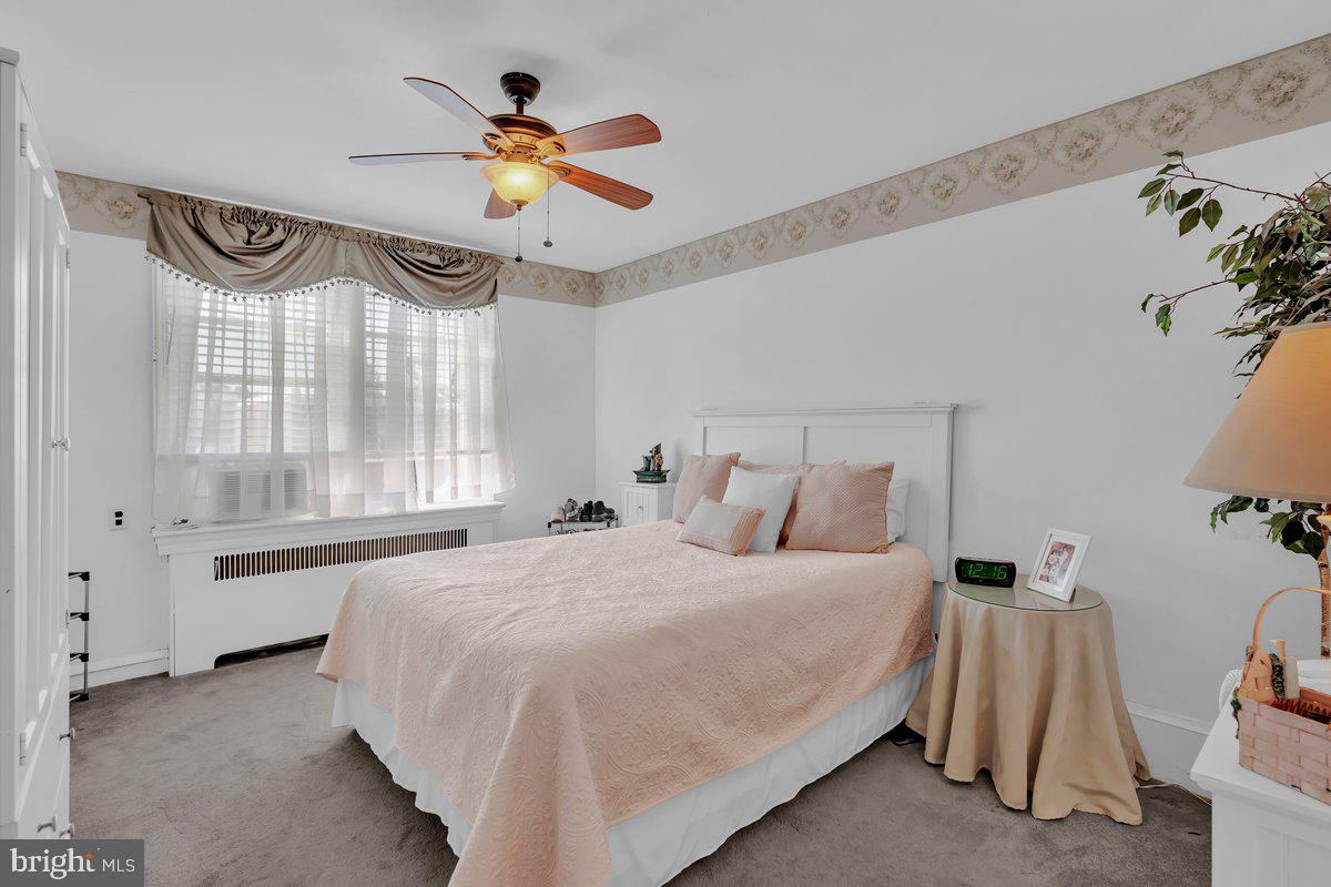 MAYFAIR (WEST) - Residential