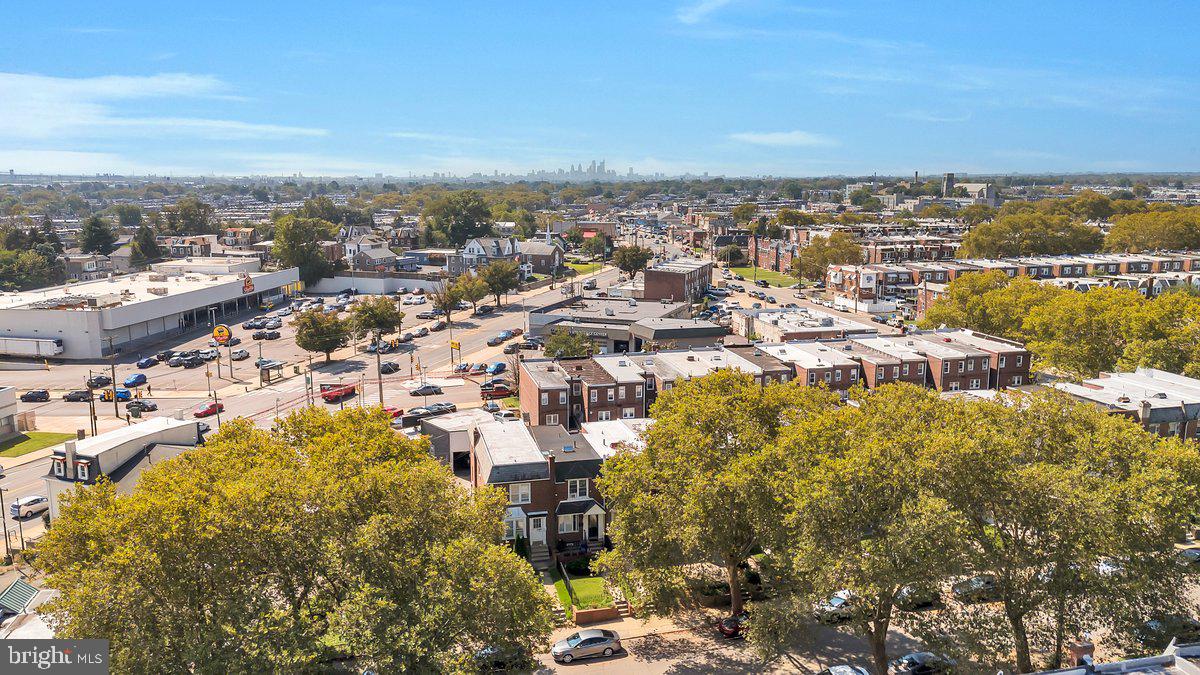 MAYFAIR (WEST) - Residential