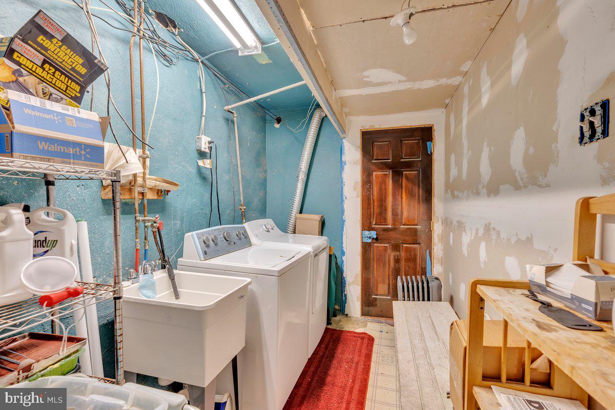 MAYFAIR (WEST) - Residential