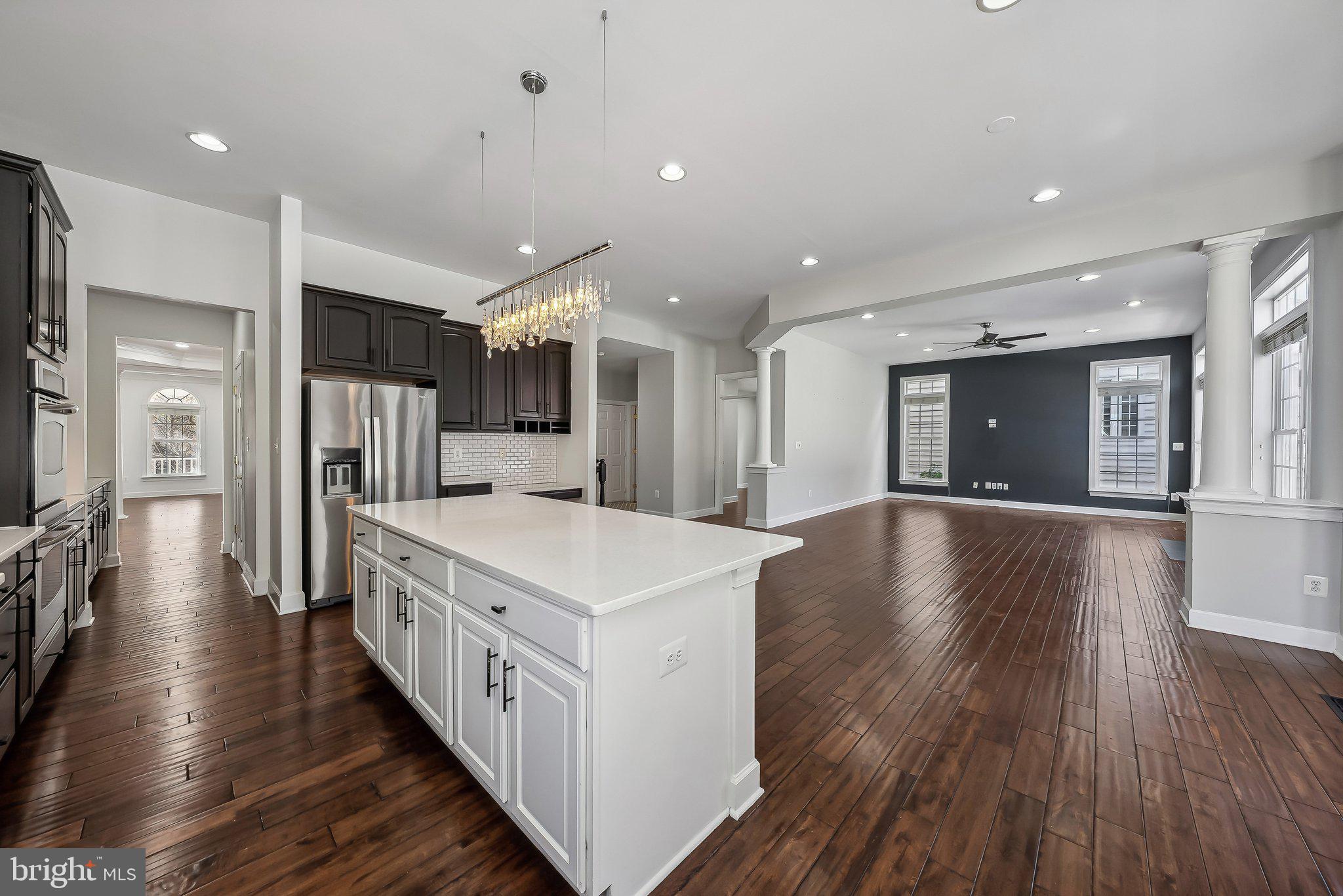 ARORA HILLS - Residential