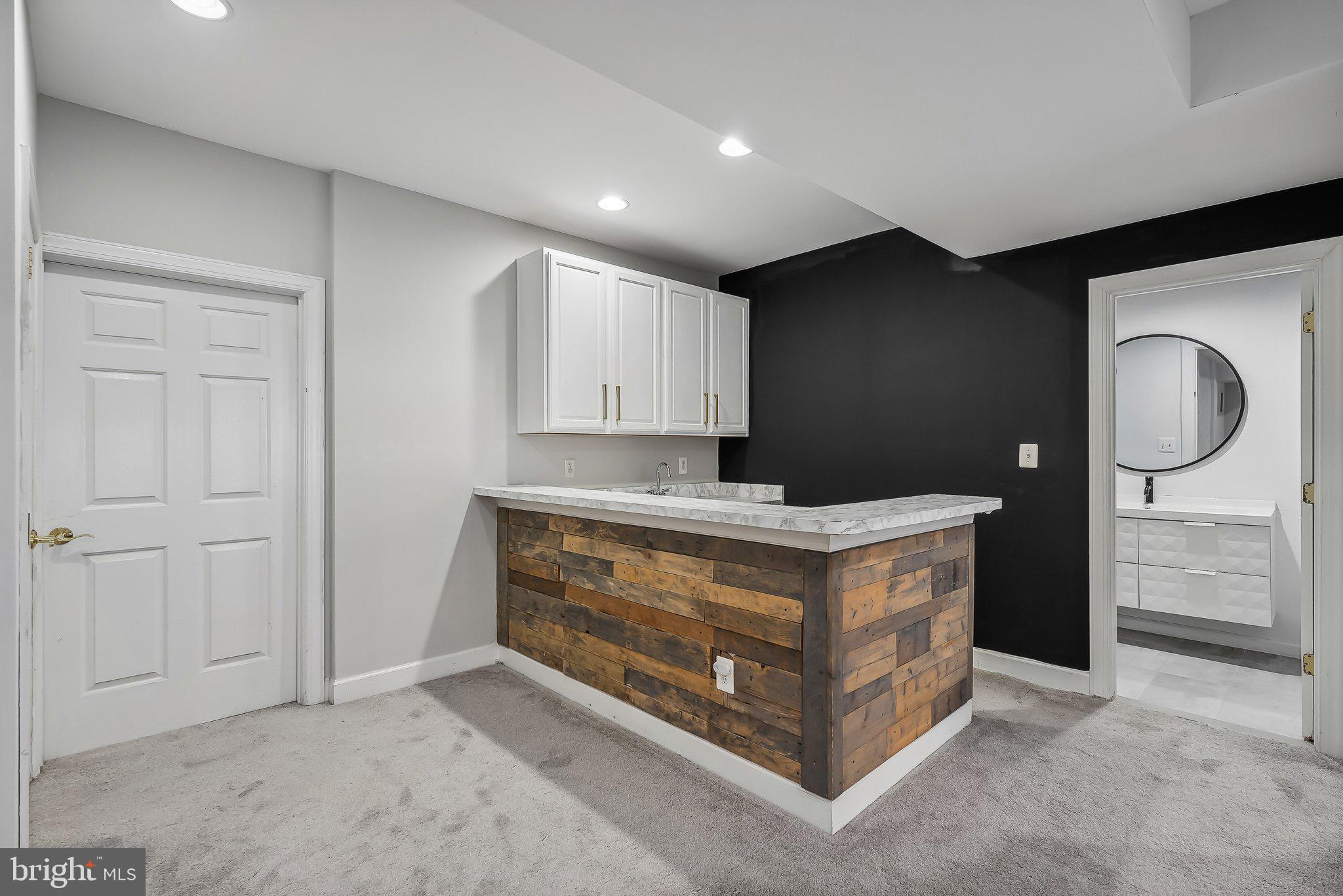 ARORA HILLS - Residential