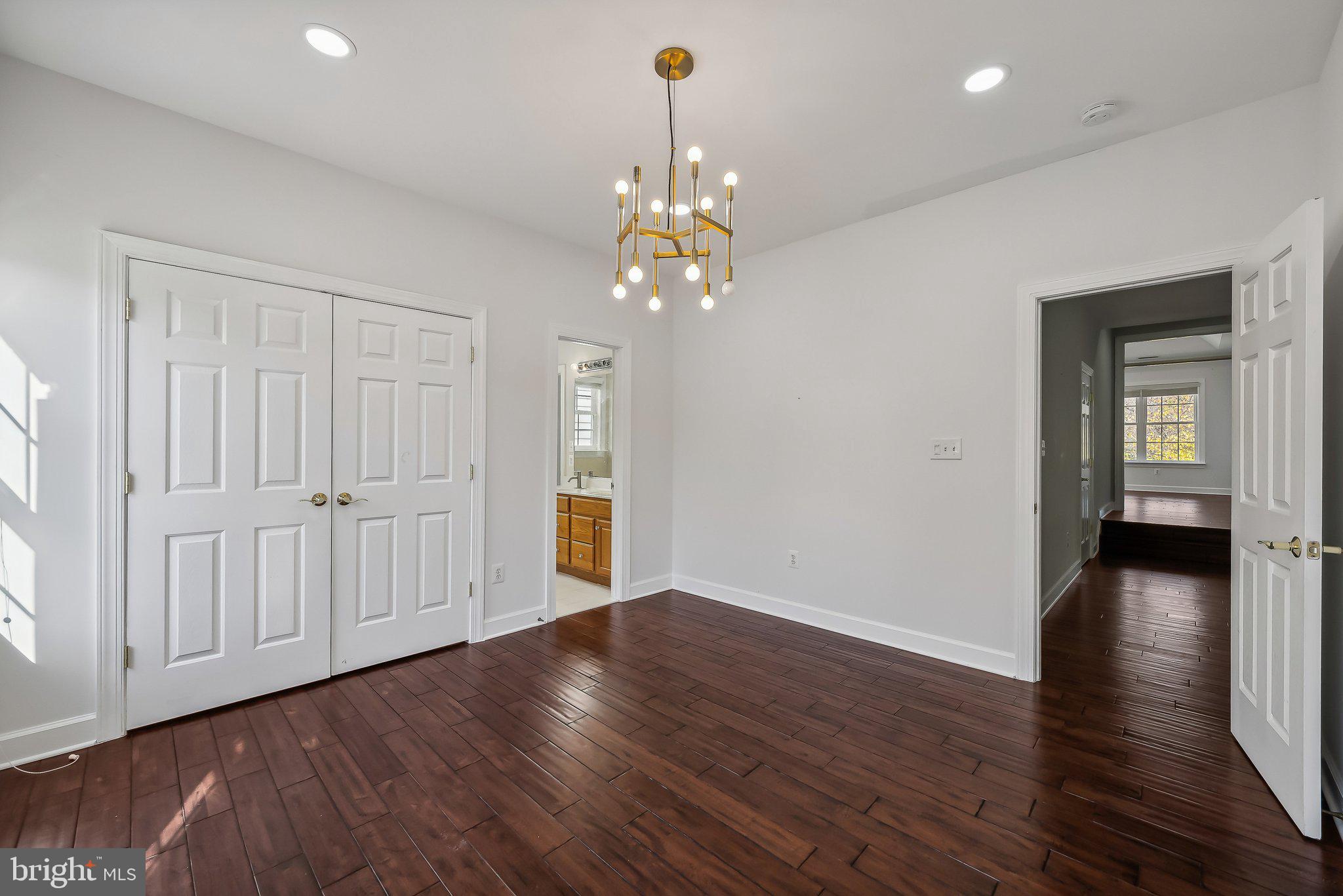 ARORA HILLS - Residential