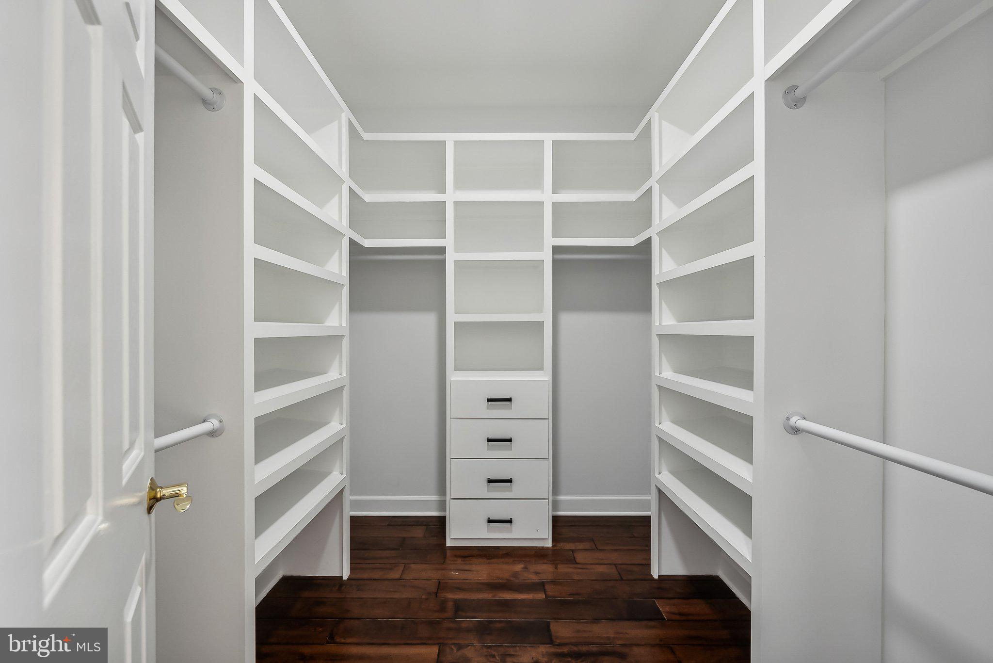 ARORA HILLS - Residential