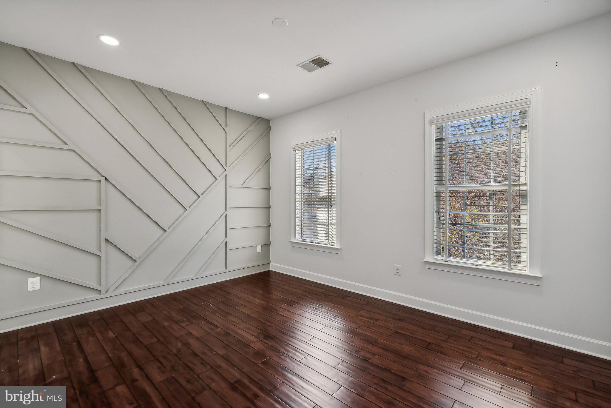 ARORA HILLS - Residential