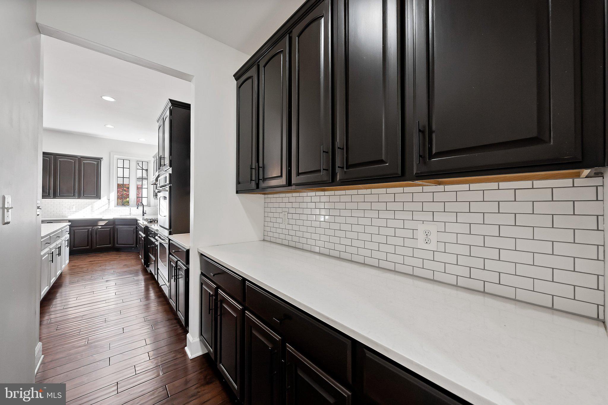 ARORA HILLS - Residential