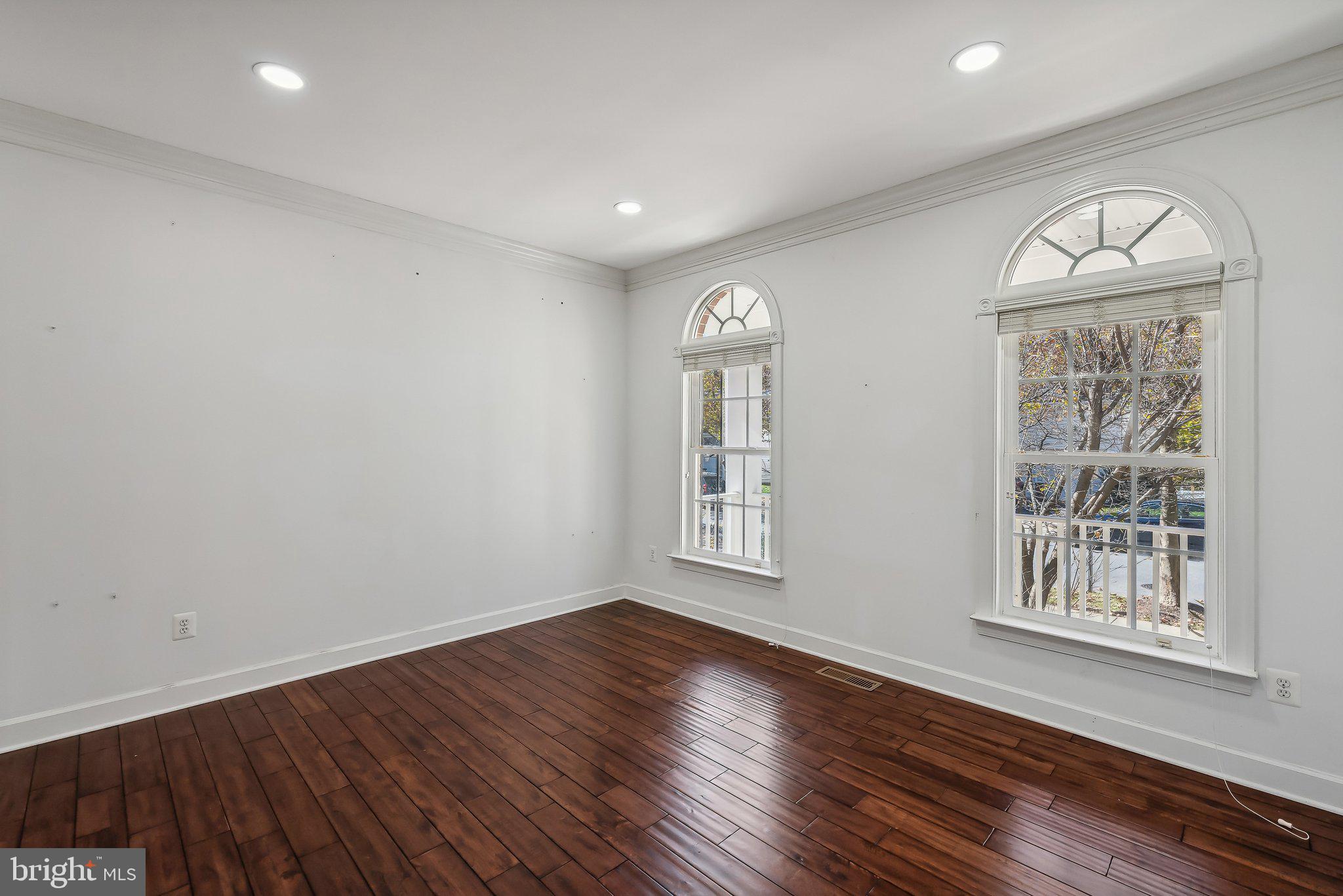 ARORA HILLS - Residential