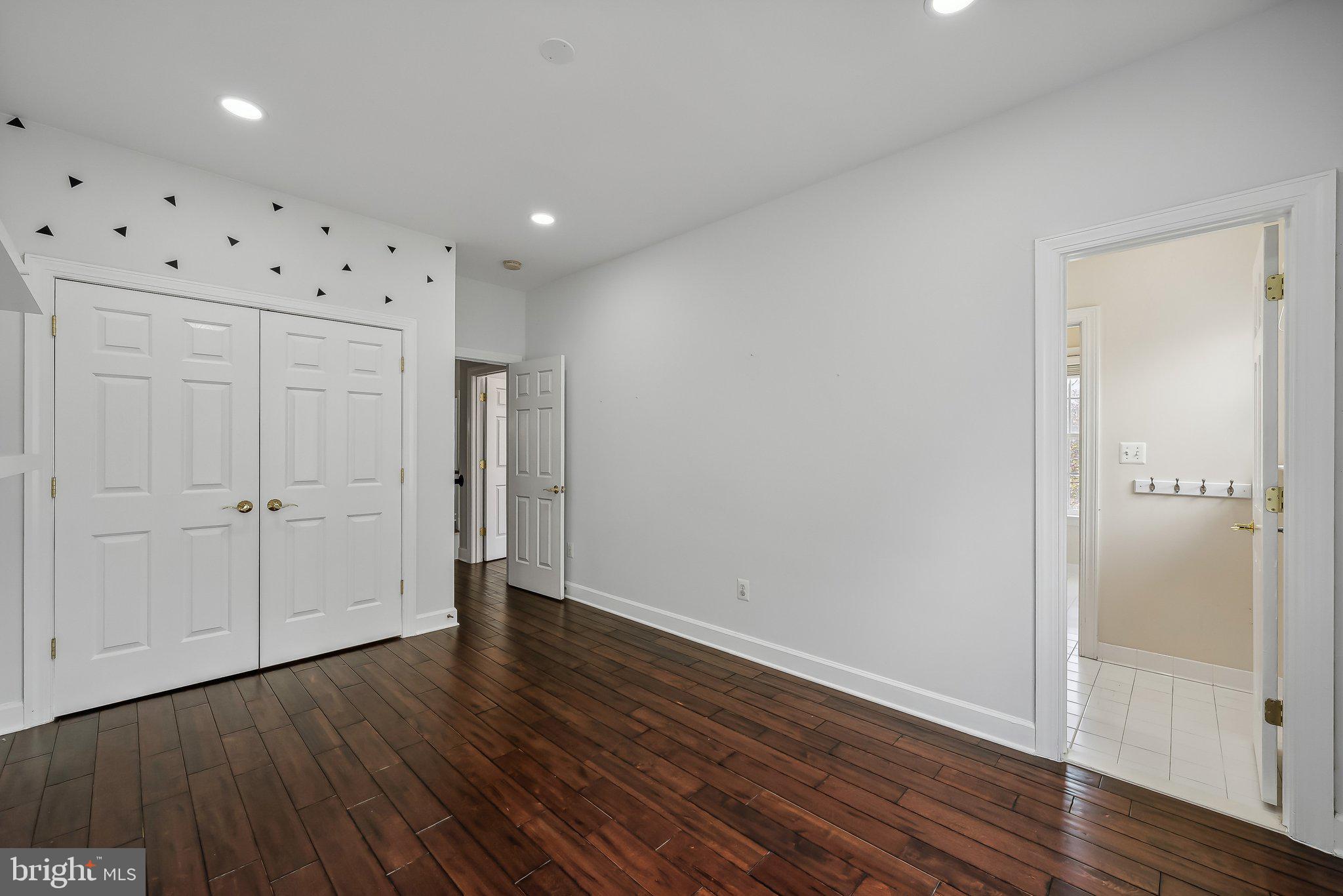 ARORA HILLS - Residential