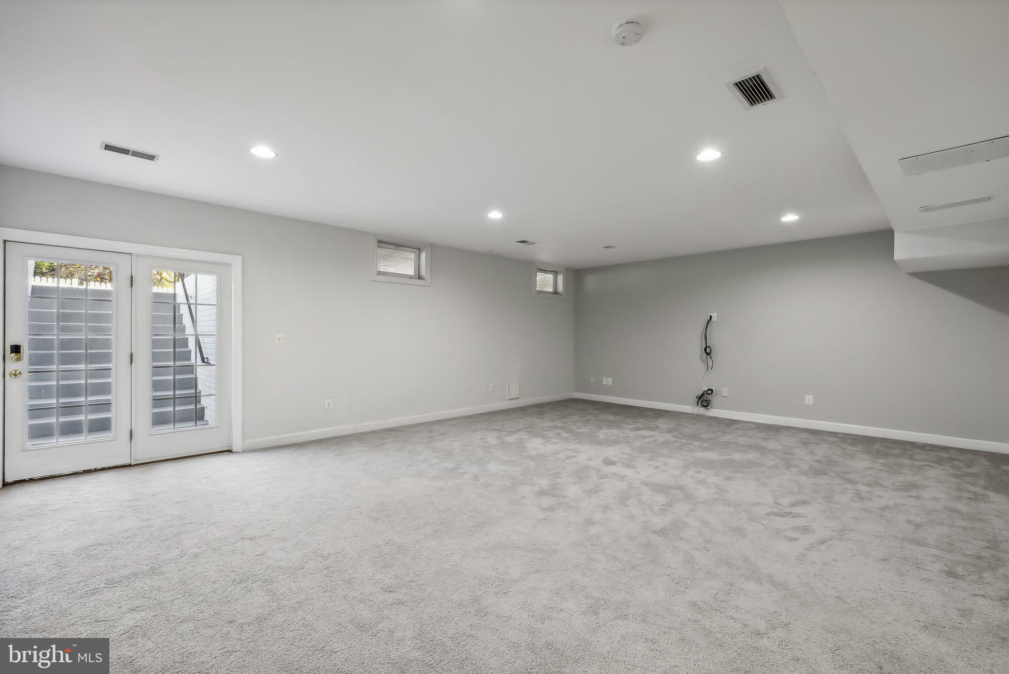 ARORA HILLS - Residential