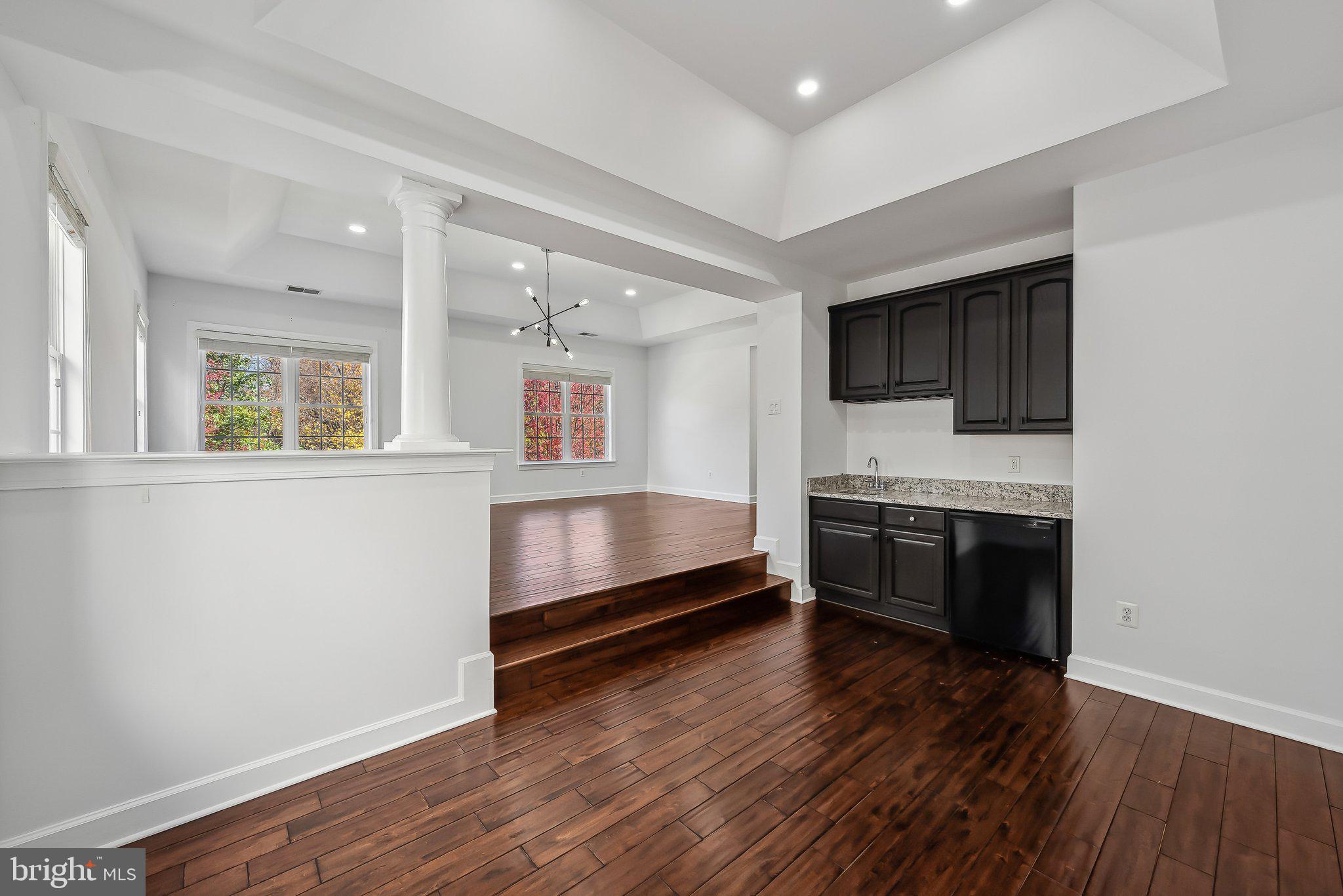 ARORA HILLS - Residential