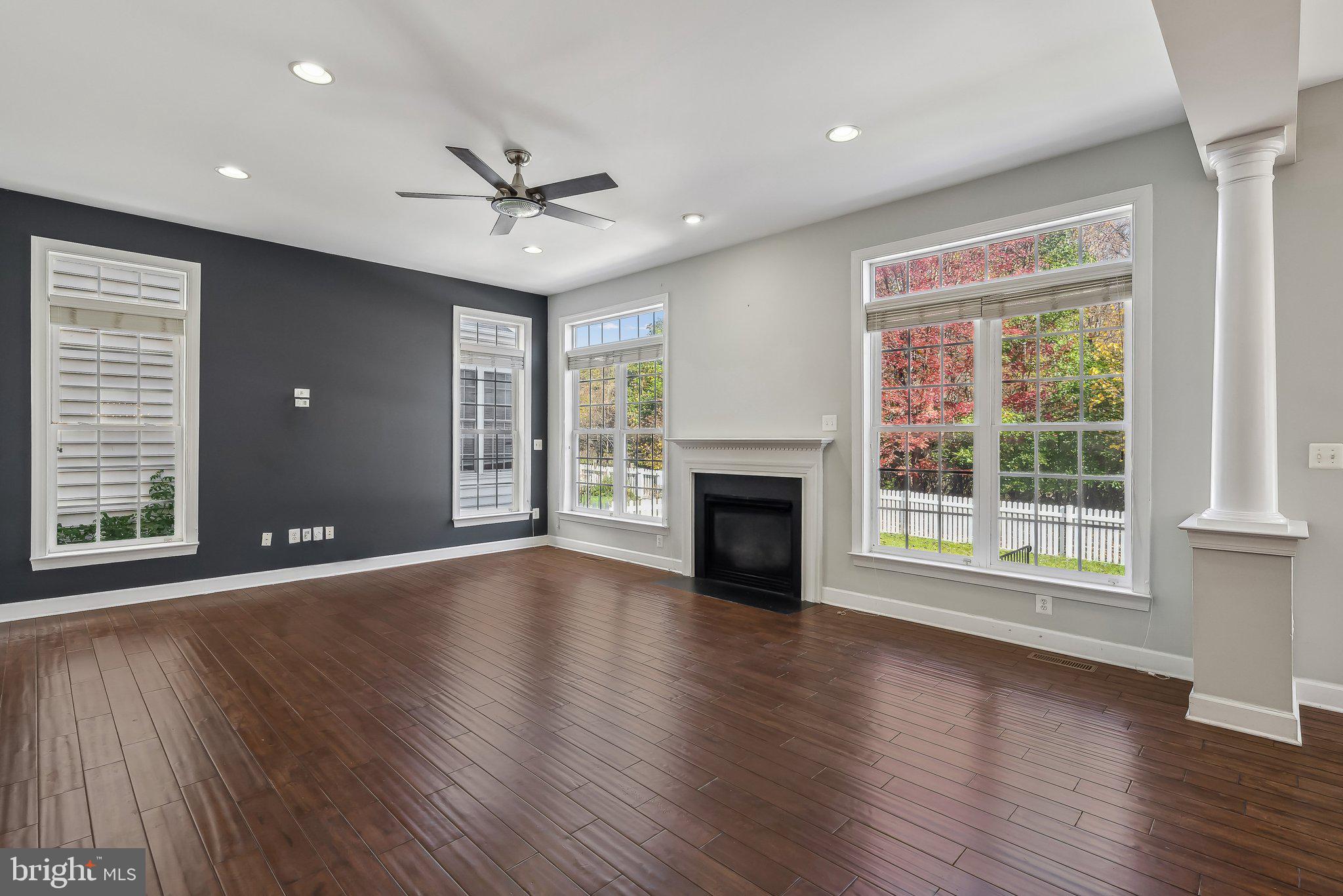 ARORA HILLS - Residential