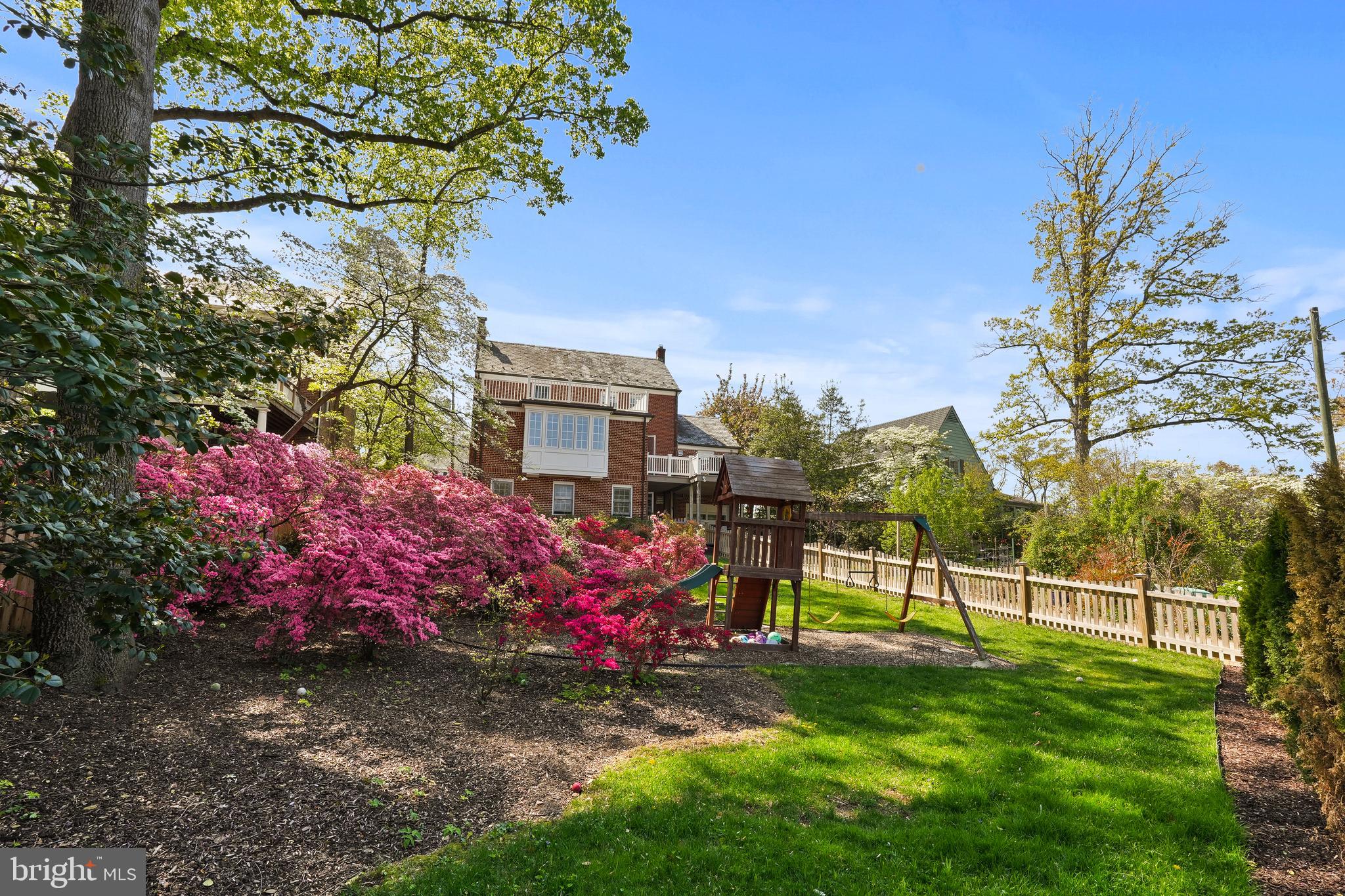 BEVERLY HILLS - Residential