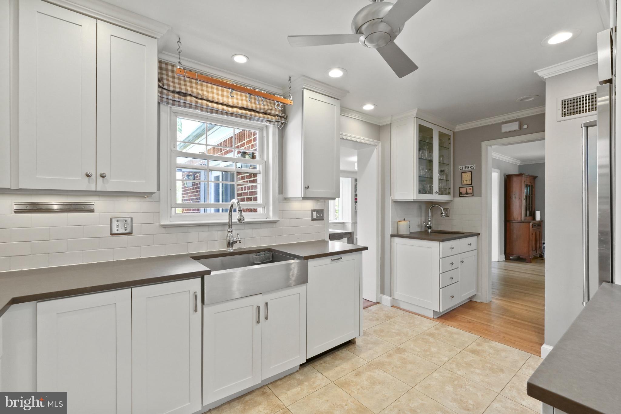 BEVERLY HILLS - Residential