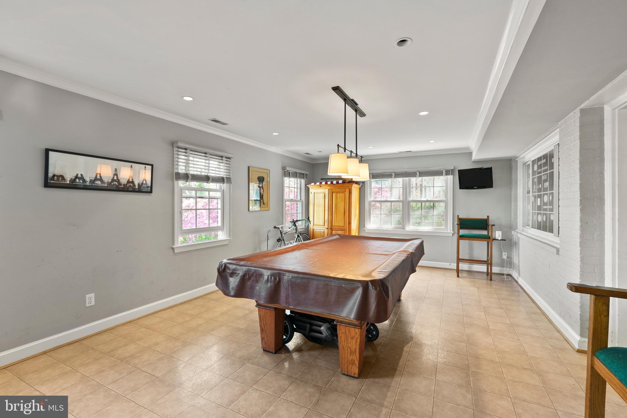 BEVERLY HILLS - Residential