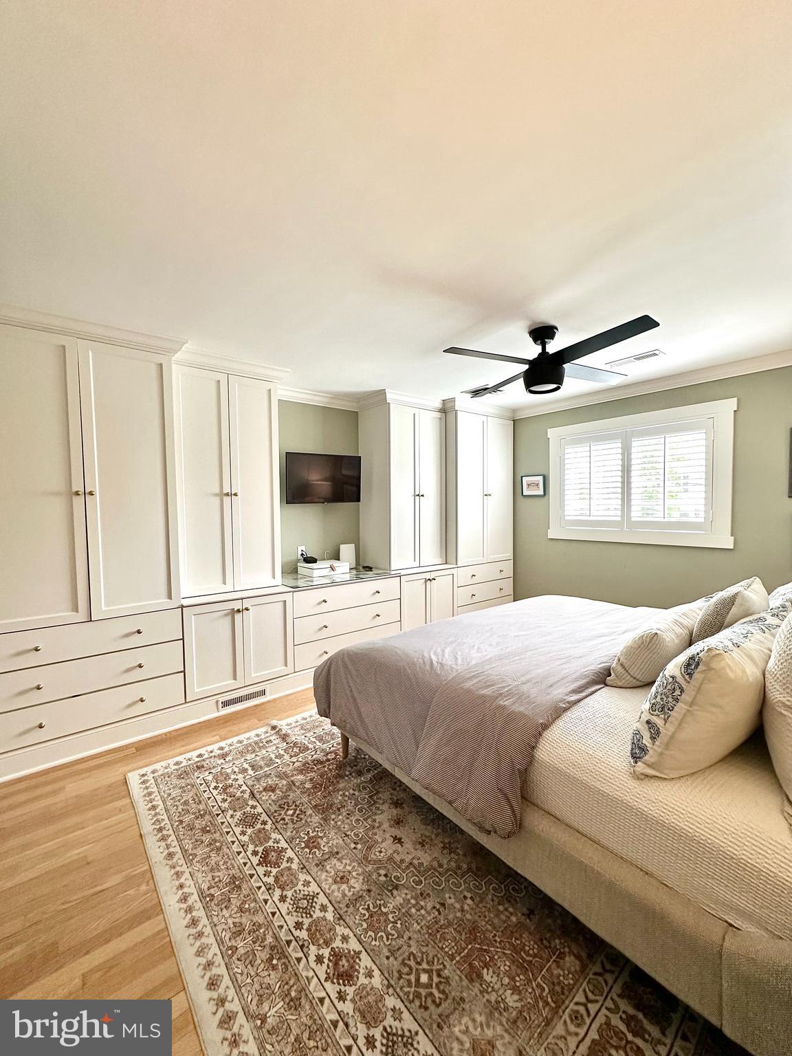 BEVERLY HILLS - Residential