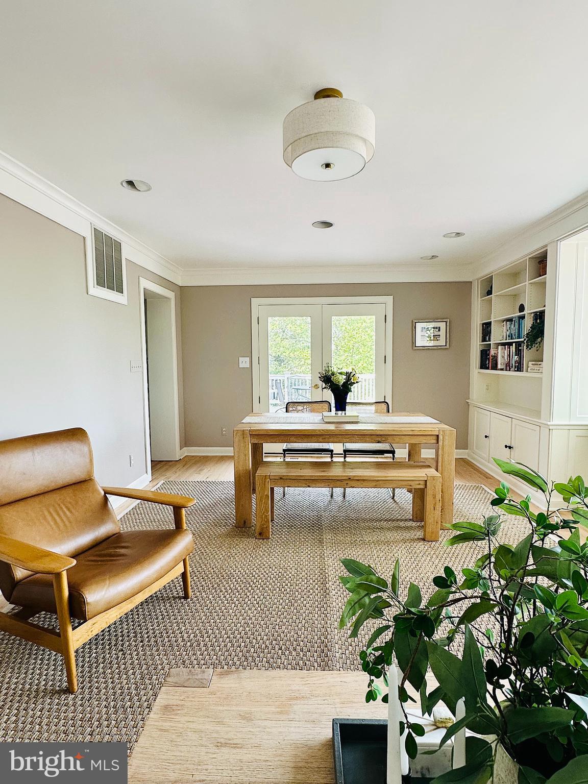 BEVERLY HILLS - Residential