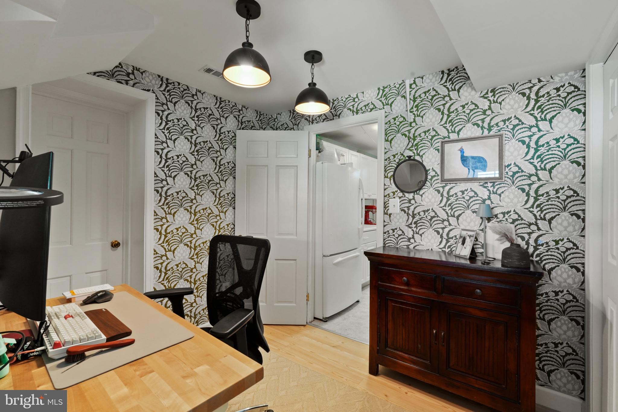 BEVERLY HILLS - Residential