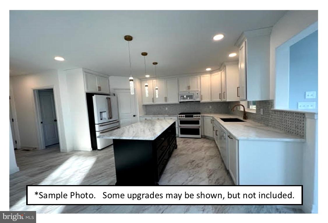 GRANBURY MANOR ESTATES - Residential