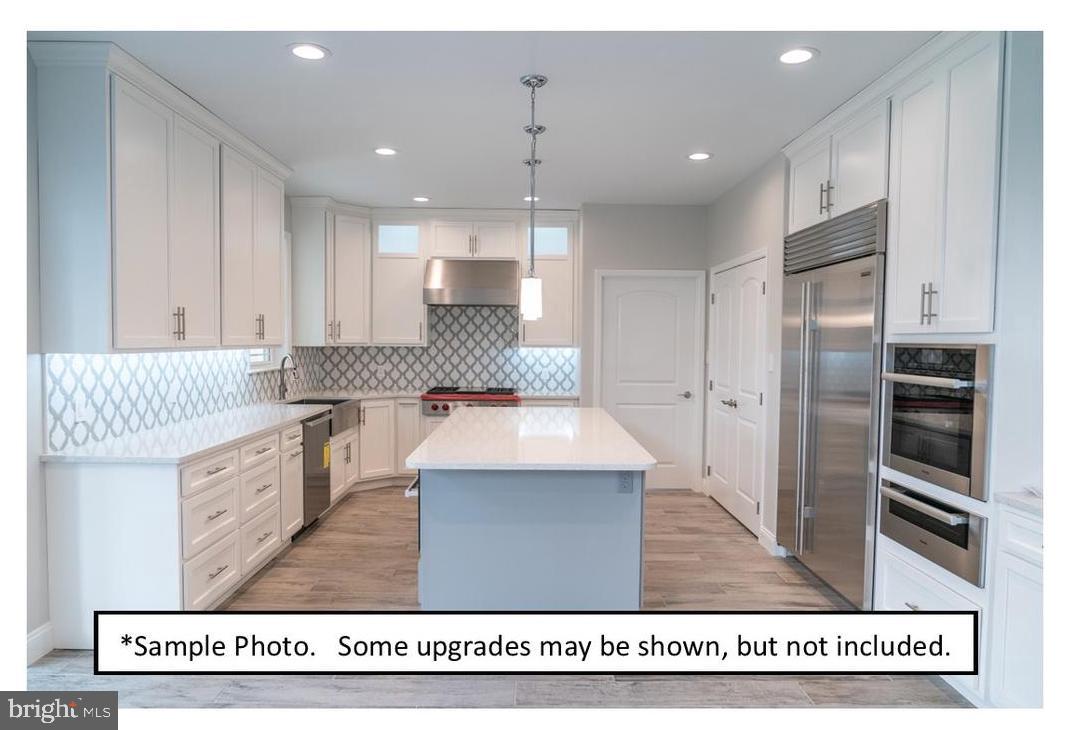 GRANBURY MANOR ESTATES - Residential