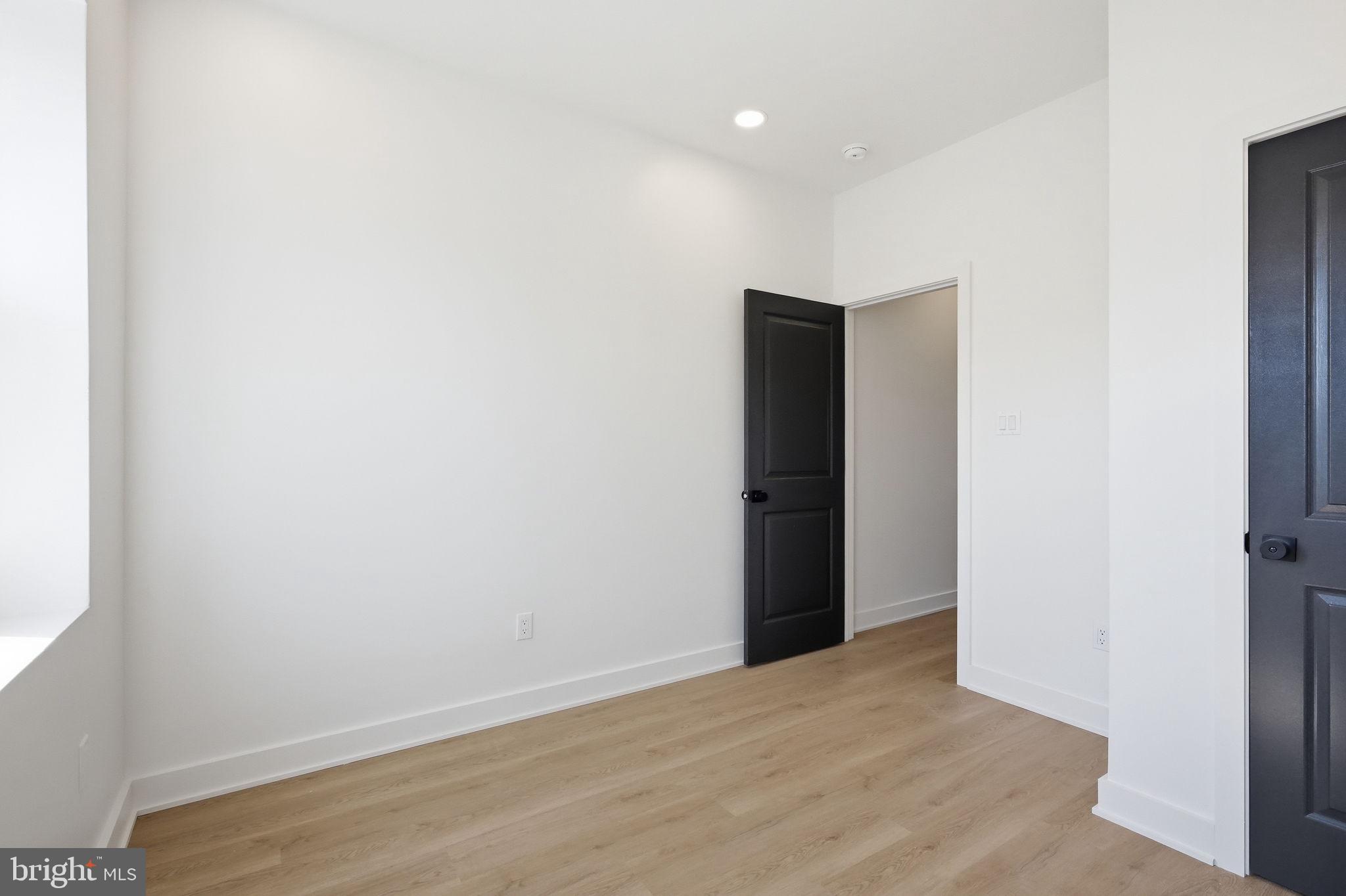 COBBS CREEK - Residential