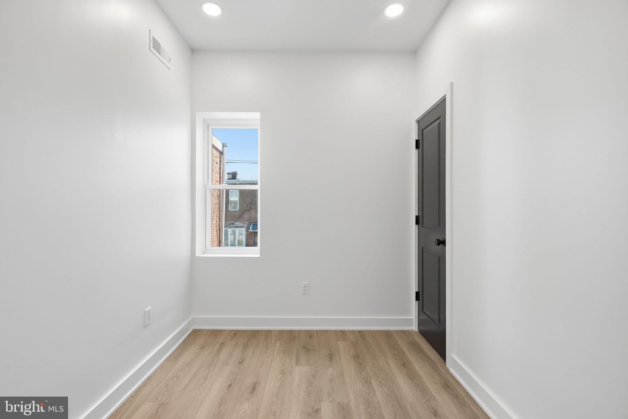 COBBS CREEK - Residential