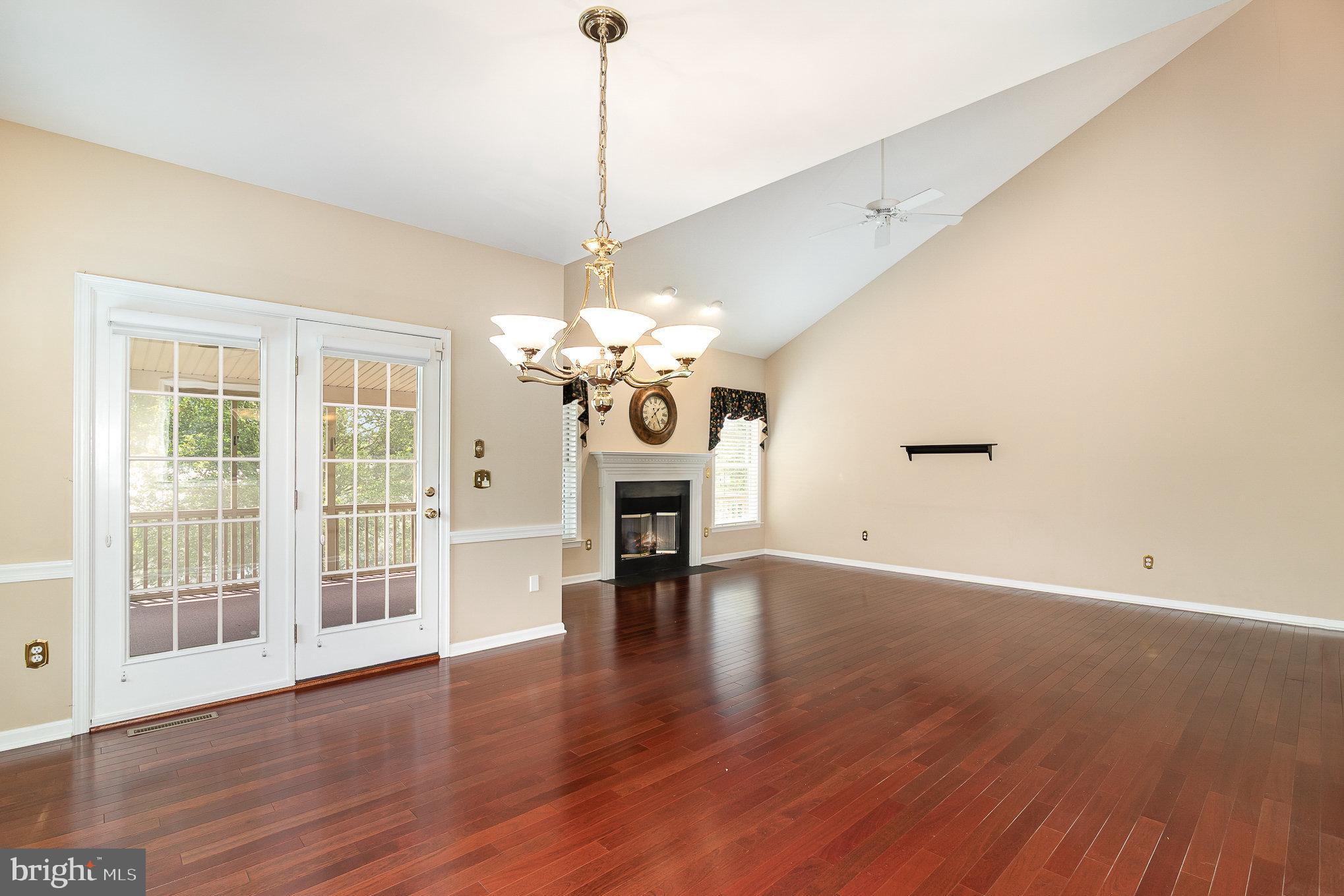 2471 ZELL COURT