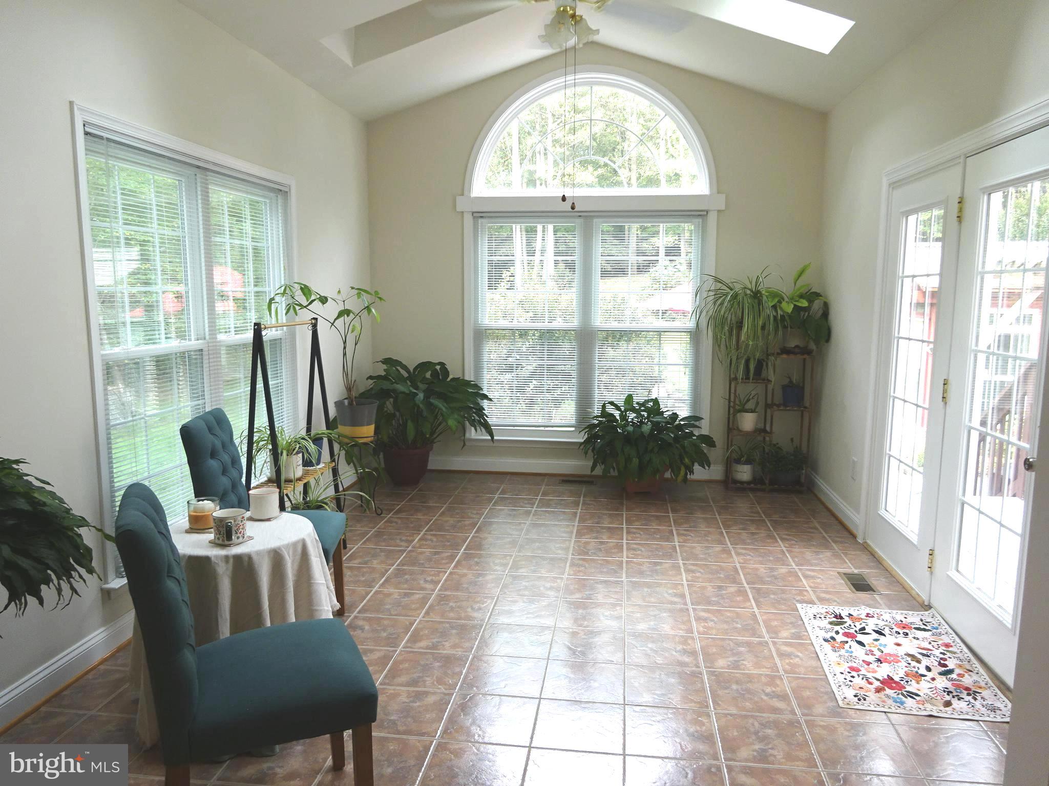 POPLAR HILLS - Residential