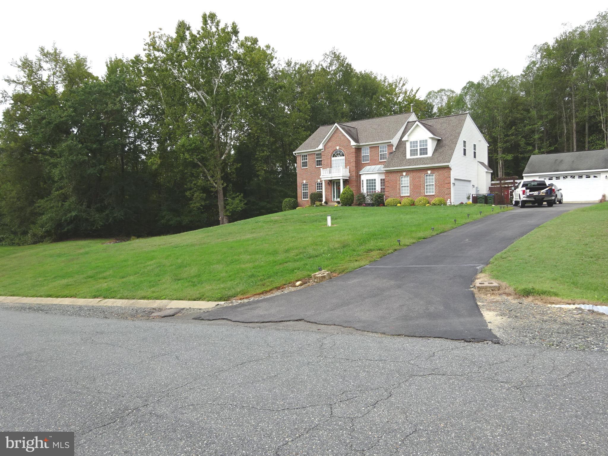 POPLAR HILLS - Residential