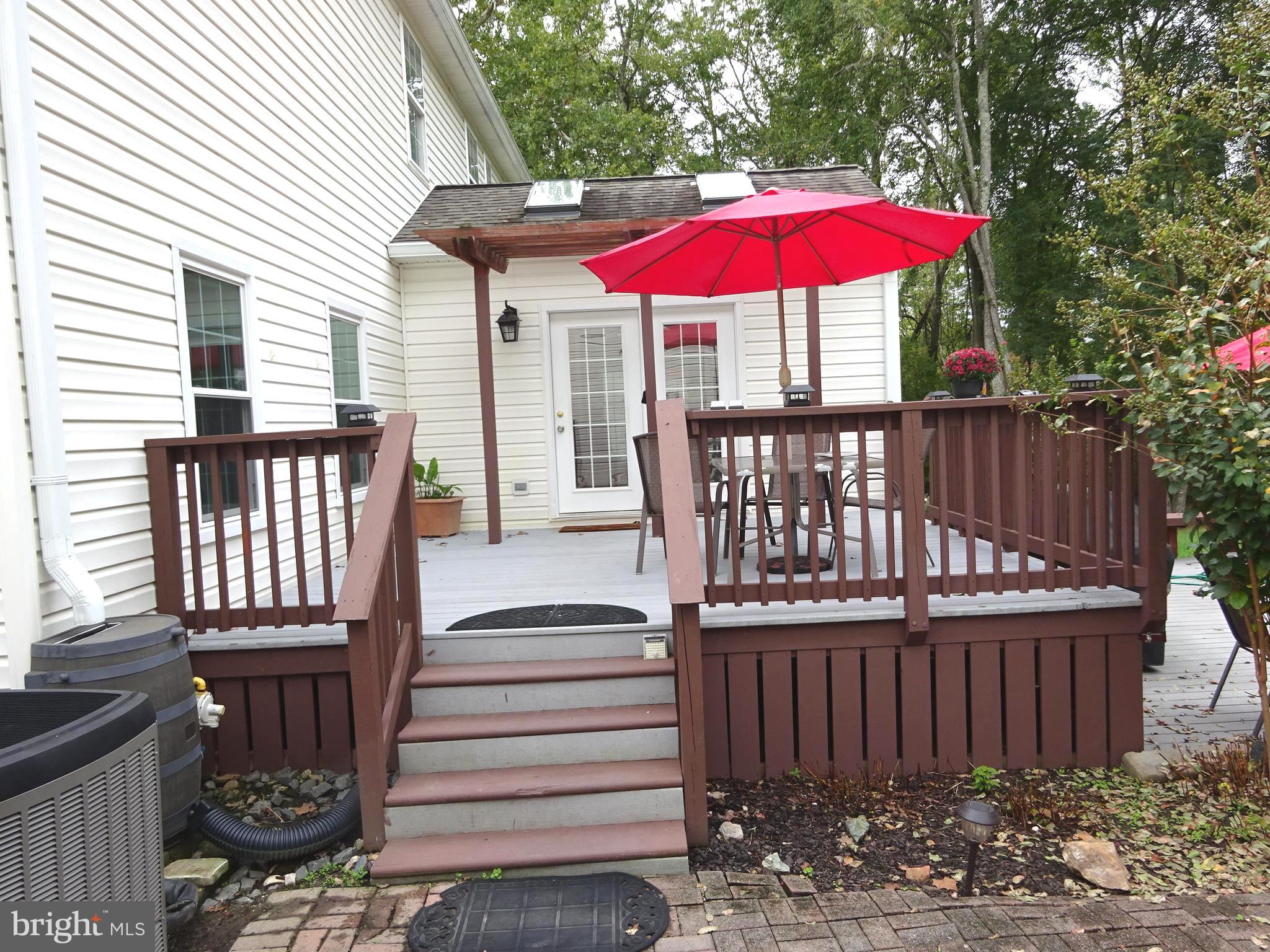 POPLAR HILLS - Residential