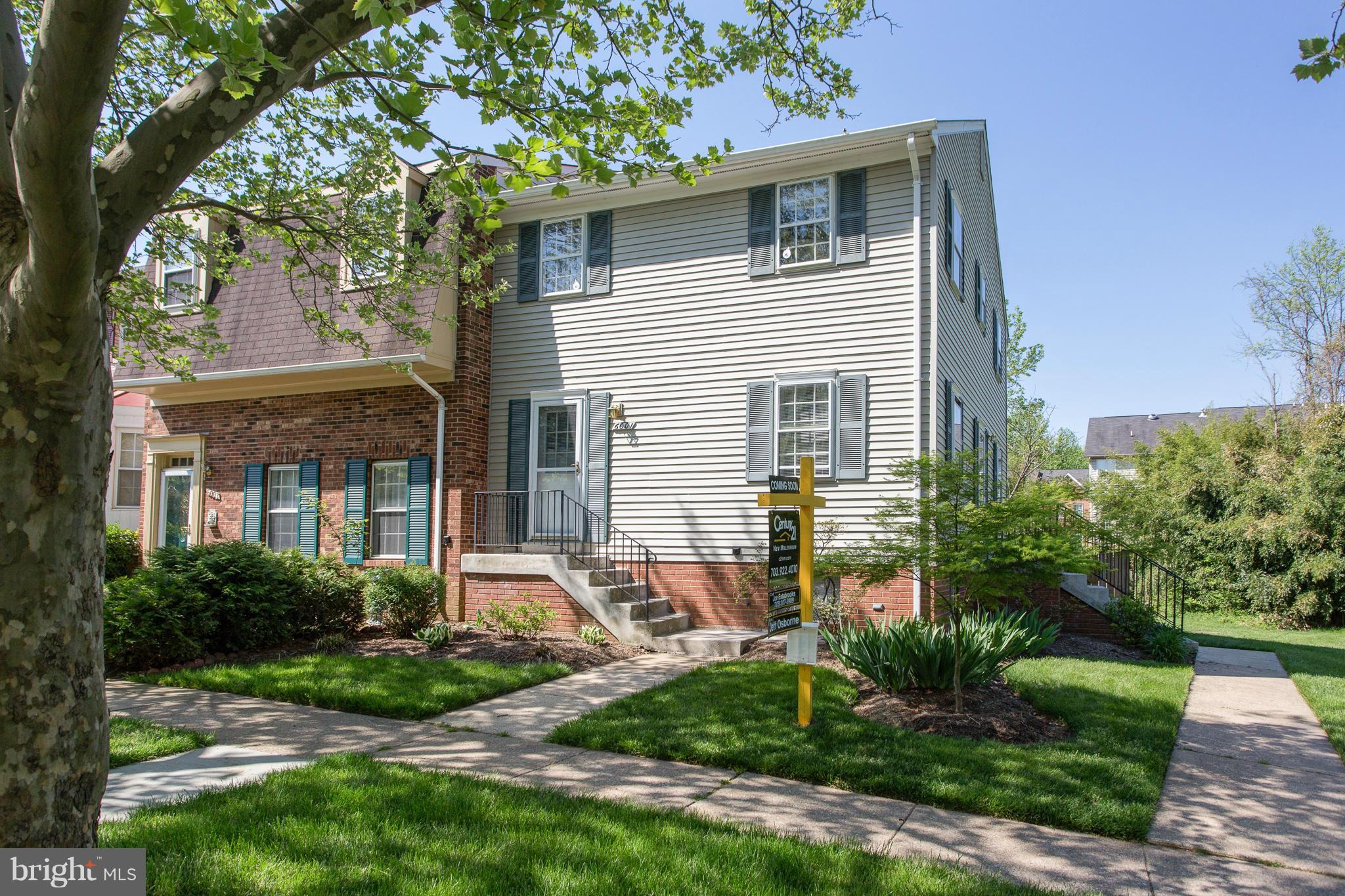 HERITAGE SQUARE - Residential