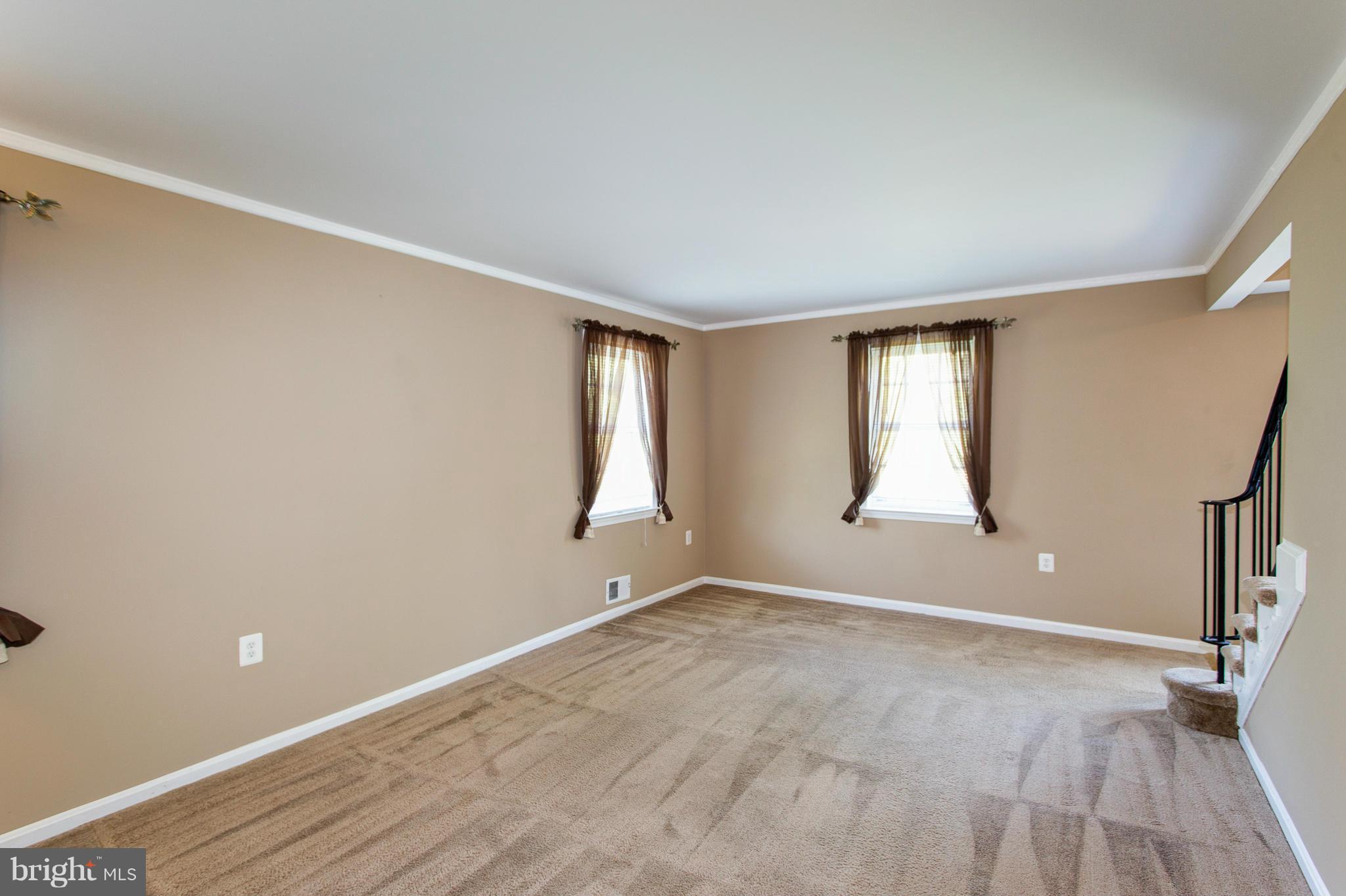 HERITAGE SQUARE - Residential