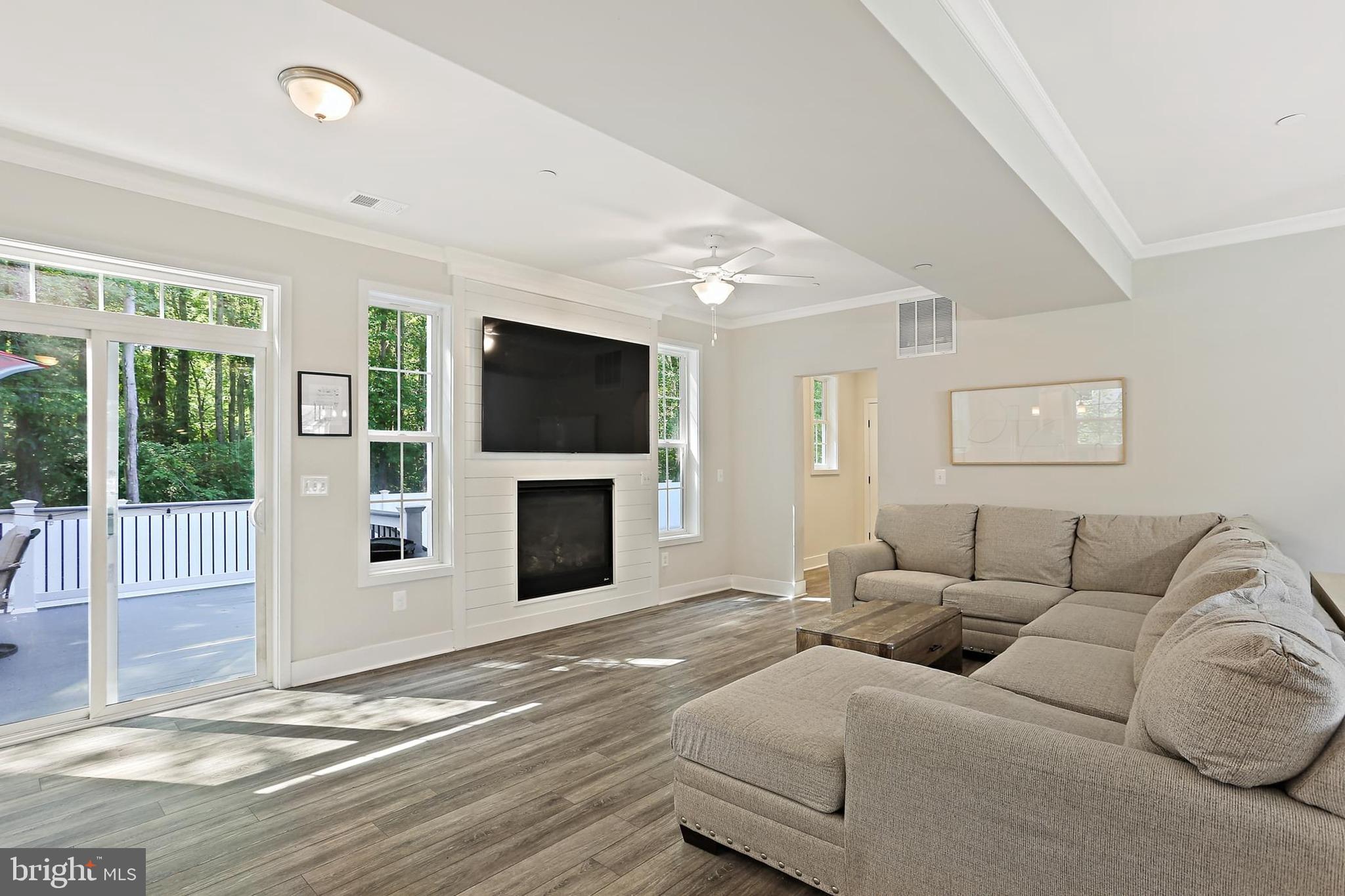 CLOVERLEA - Residential