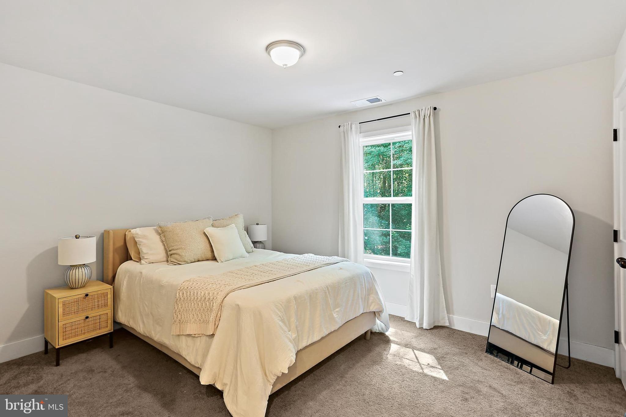 CLOVERLEA - Residential