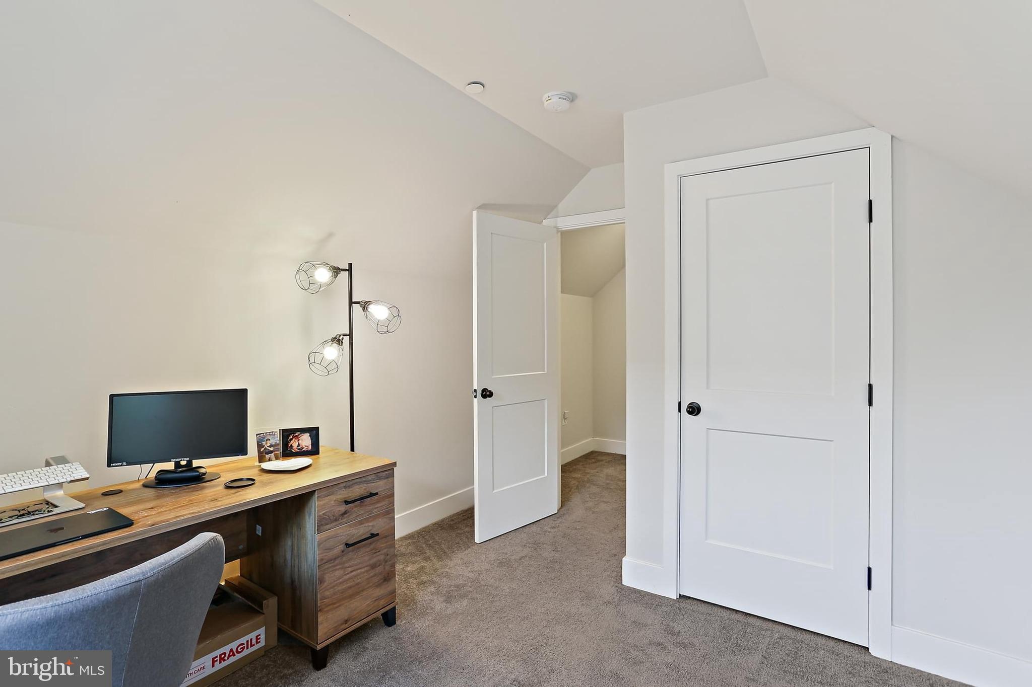 CLOVERLEA - Residential