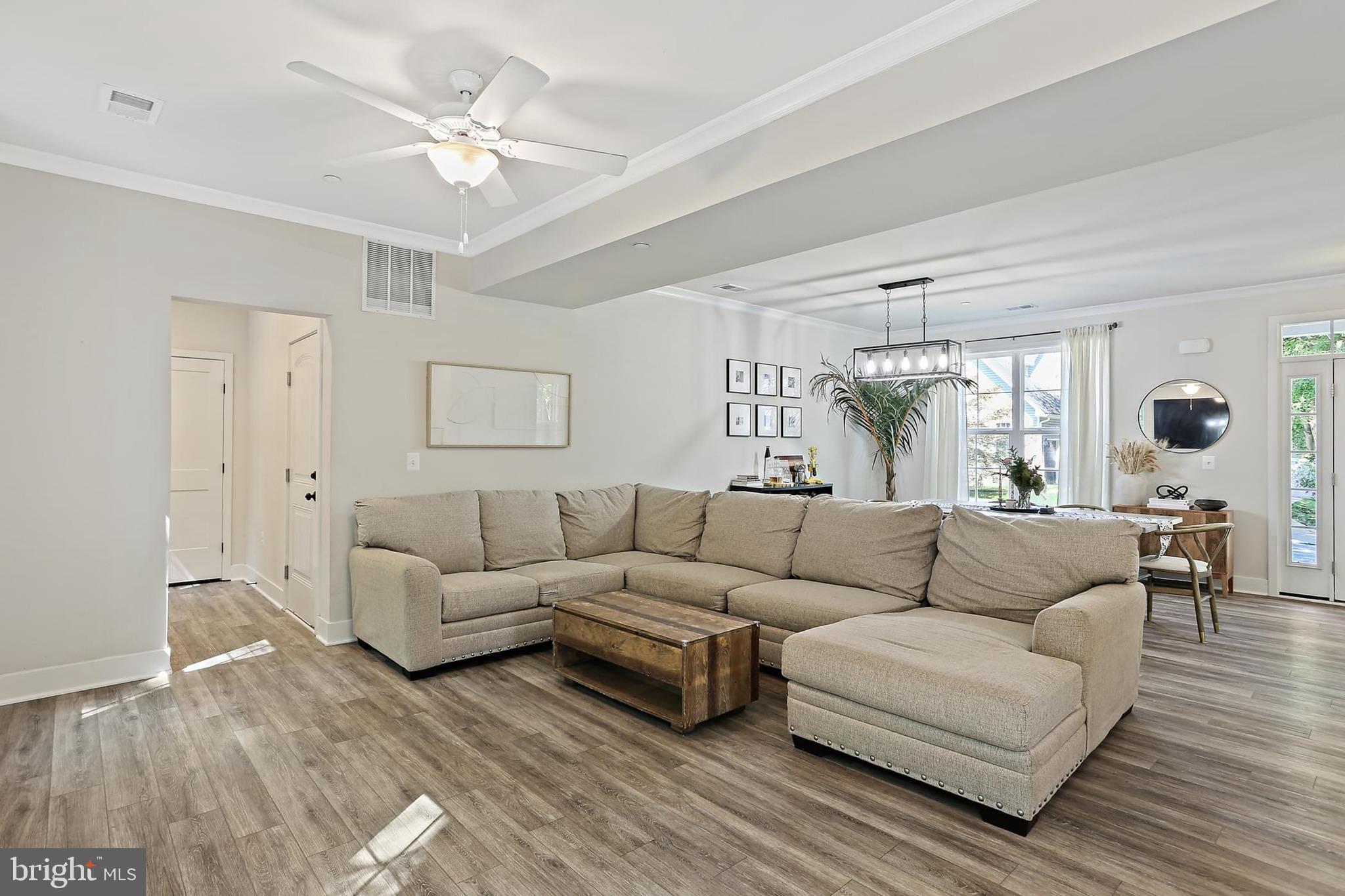 CLOVERLEA - Residential