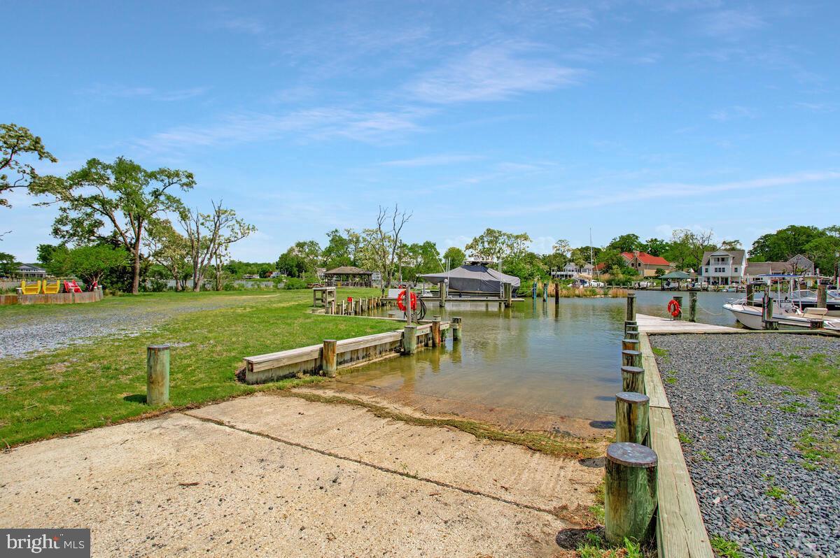 CLOVERLEA - Residential