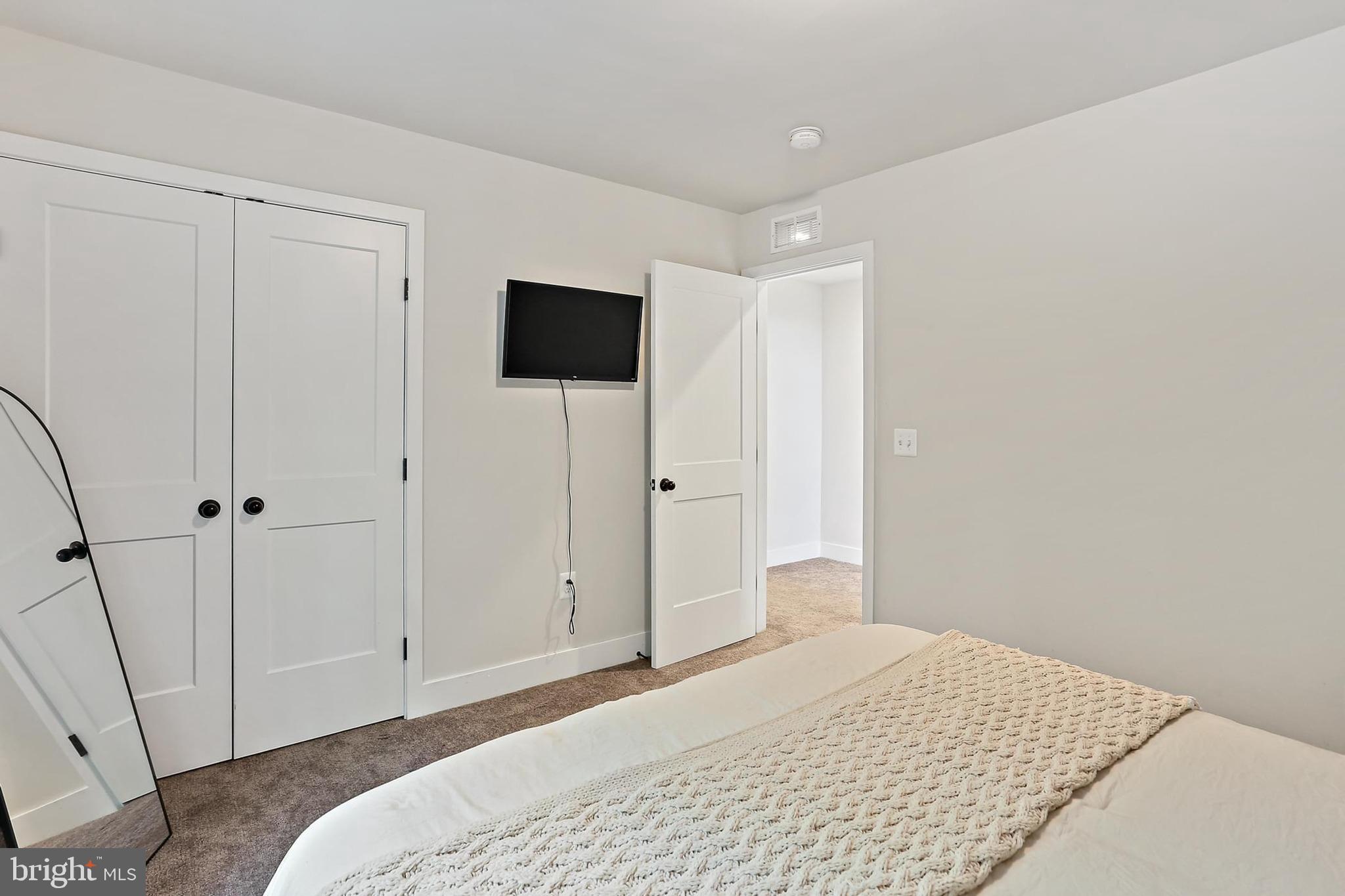 CLOVERLEA - Residential