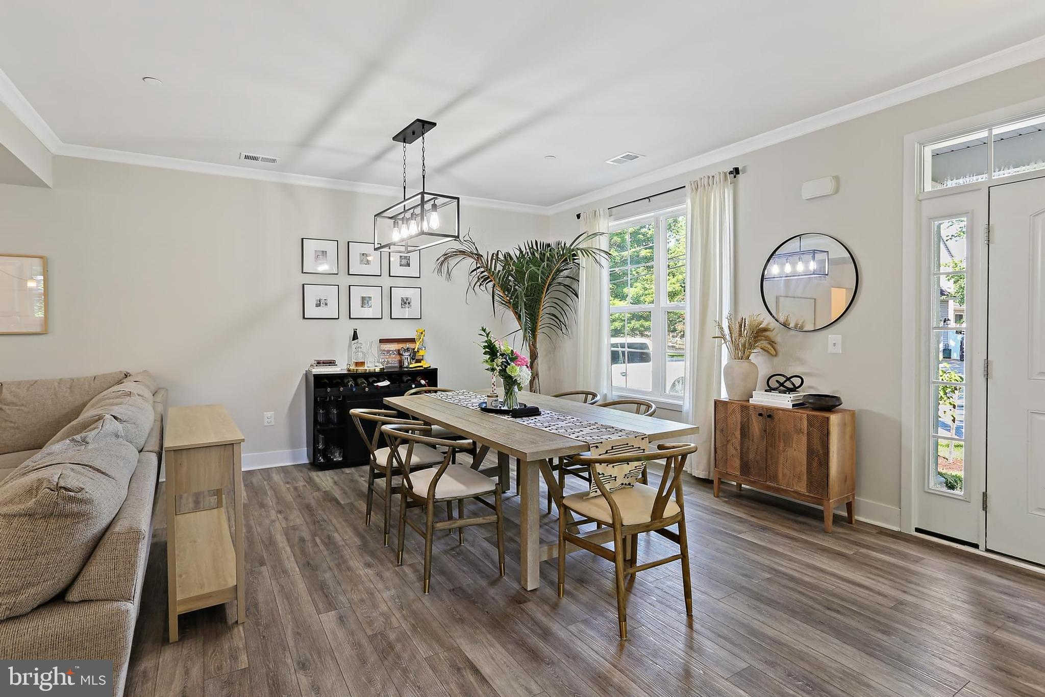 1638 CHESAPEAKE LANE