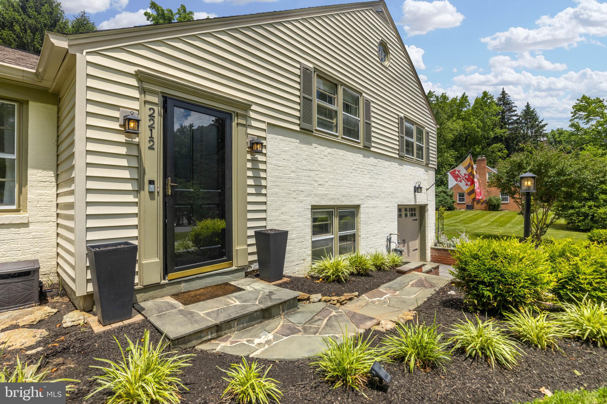 POT SPRING - Residential