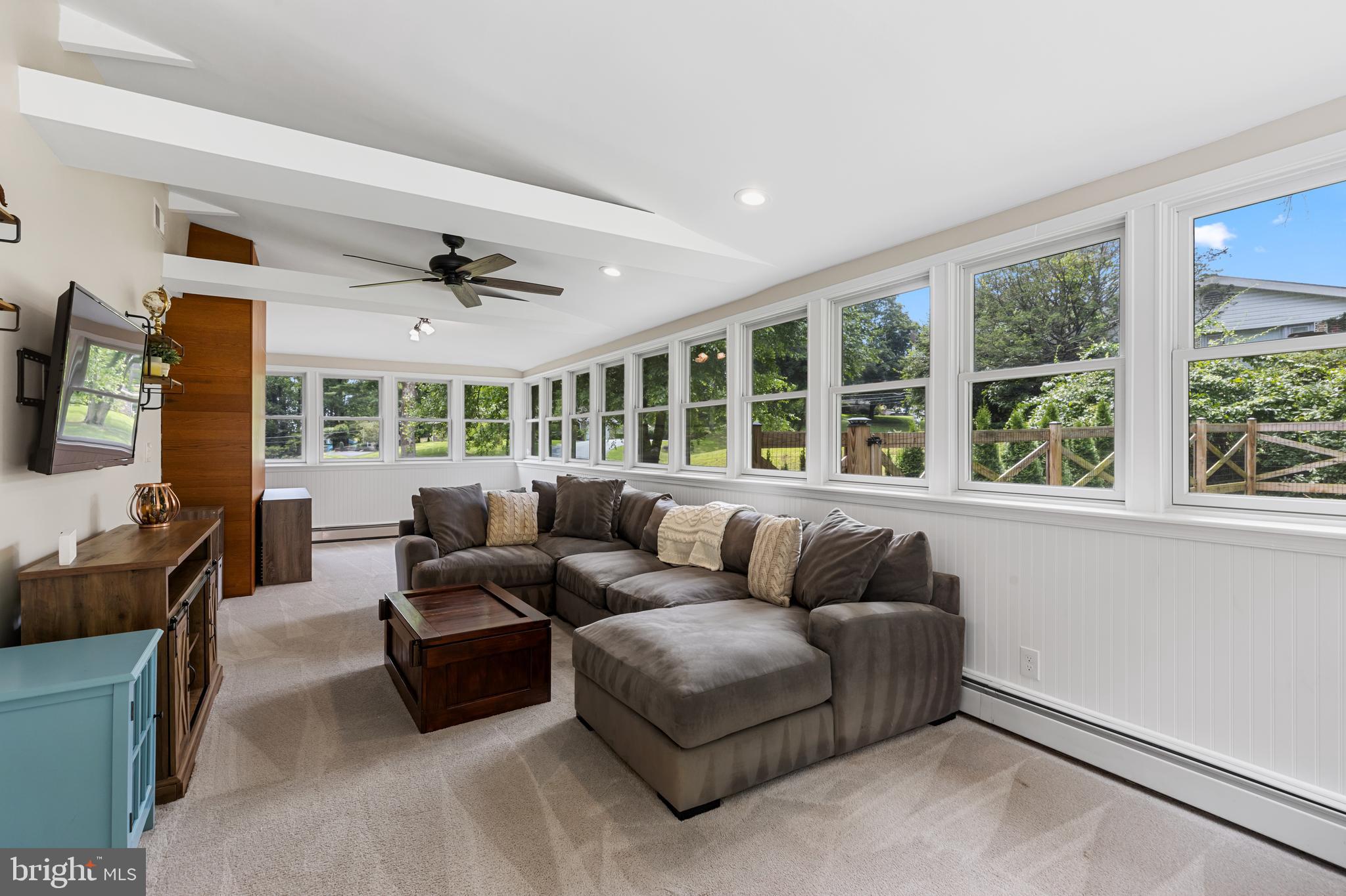 POT SPRING - Residential