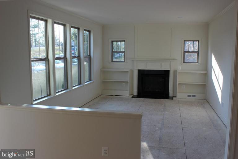 VALLEY VIEW ESTATES - Residential Lease