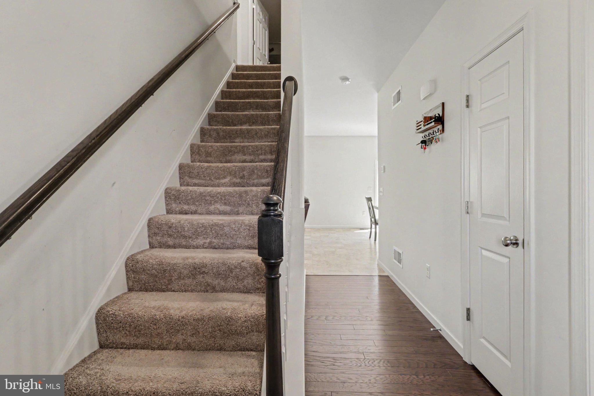 112 S MOUNTAIN DRIVE
