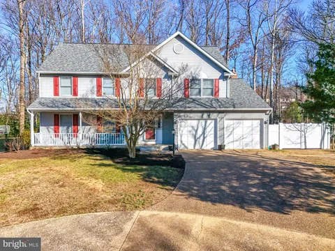 16005 Kenilworth Court, Woodbridge, VA MLS: VAPW2088694