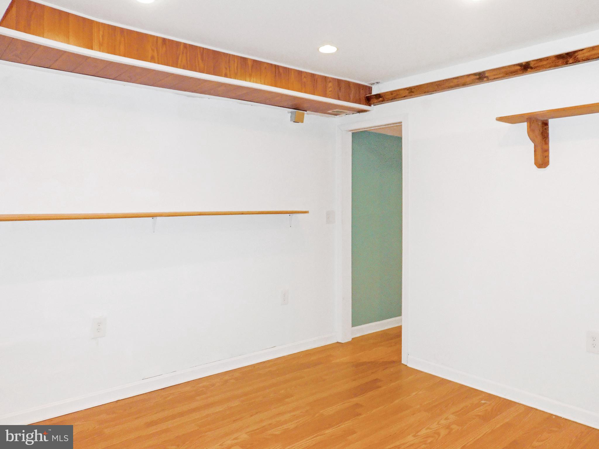 GREENBRIER - Residential Lease