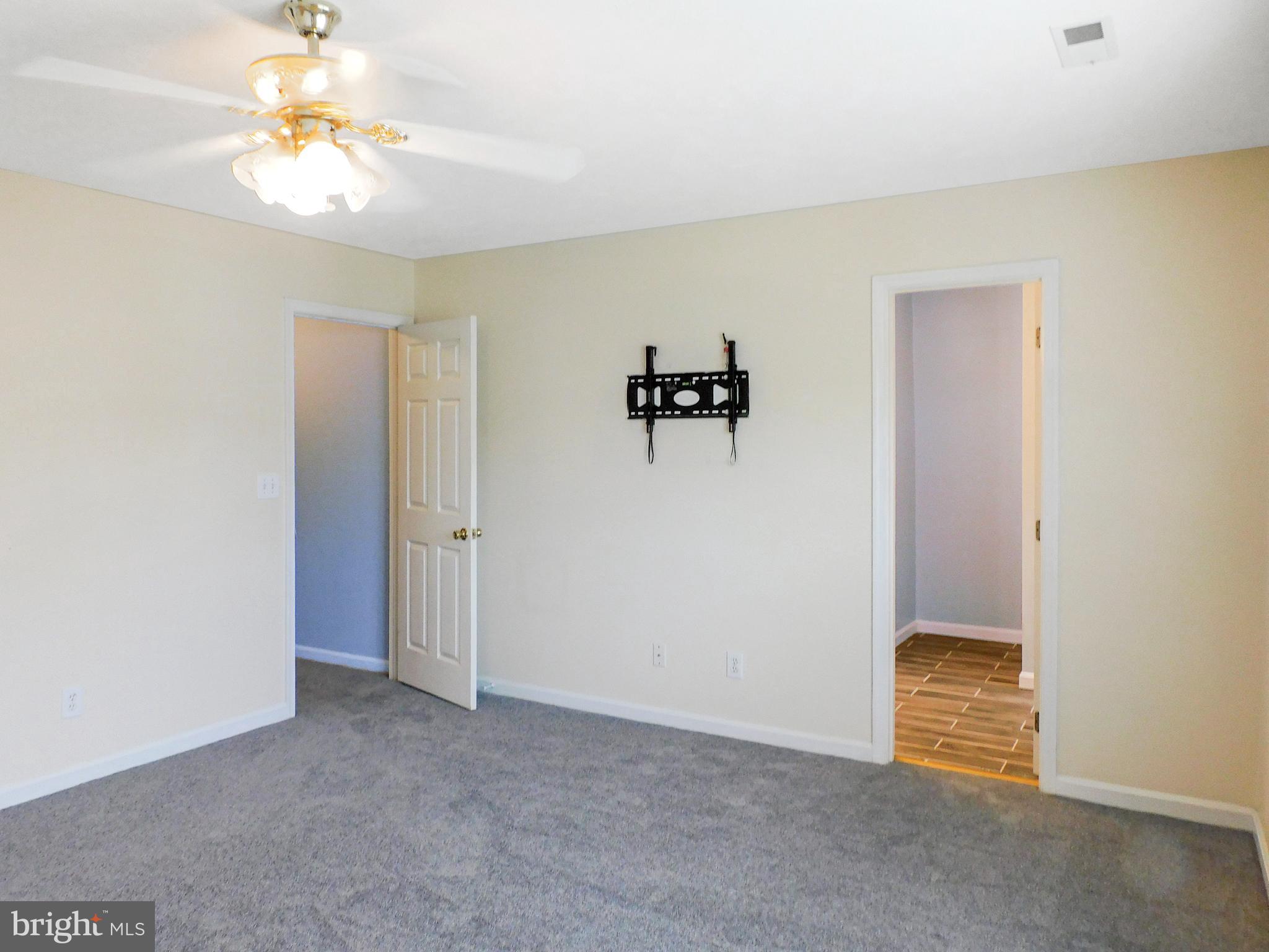 GREENBRIER - Residential Lease