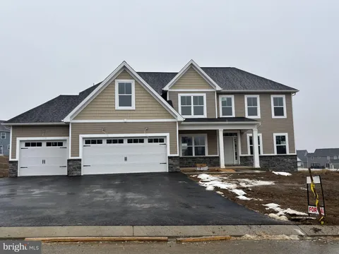 2512 Austin Avenue, Chambersburg, PA 17202 - MLS#: PAFL2020248