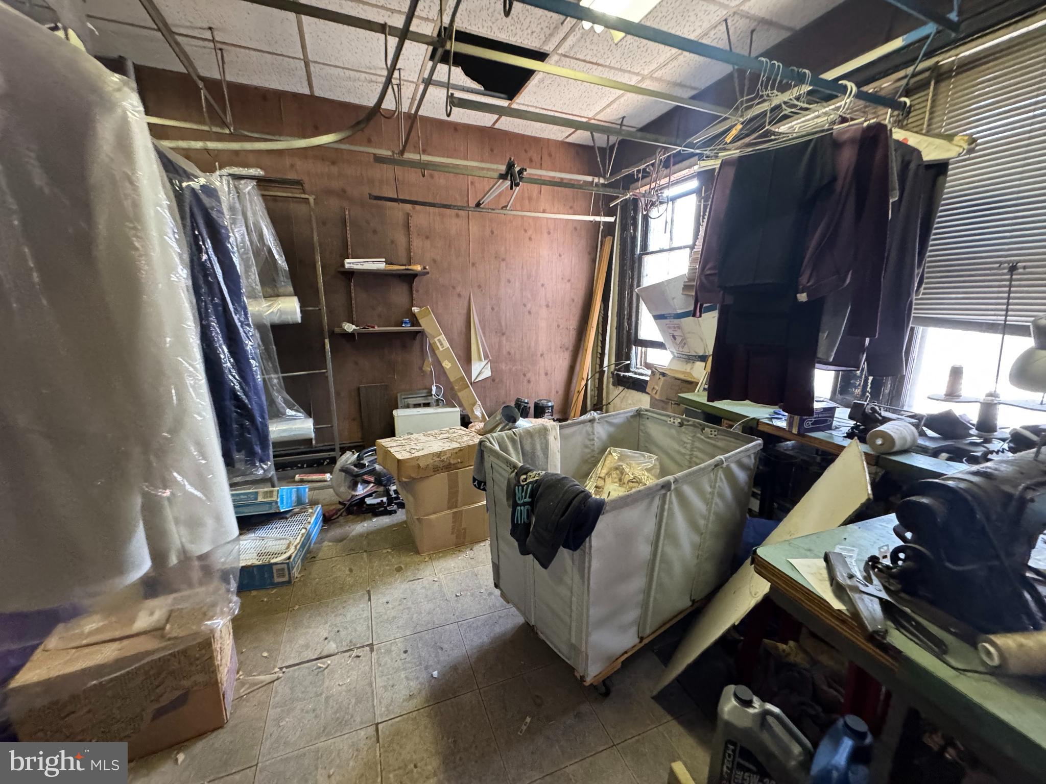 5716 CATHARINE STREET