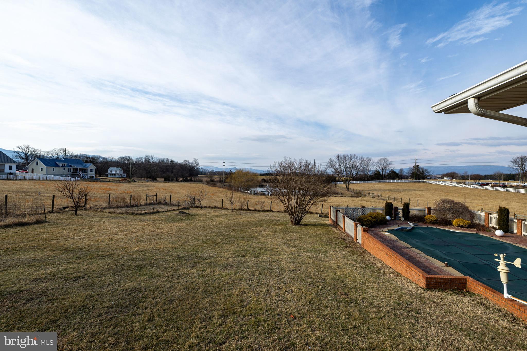 FAIRVIEW - Residential