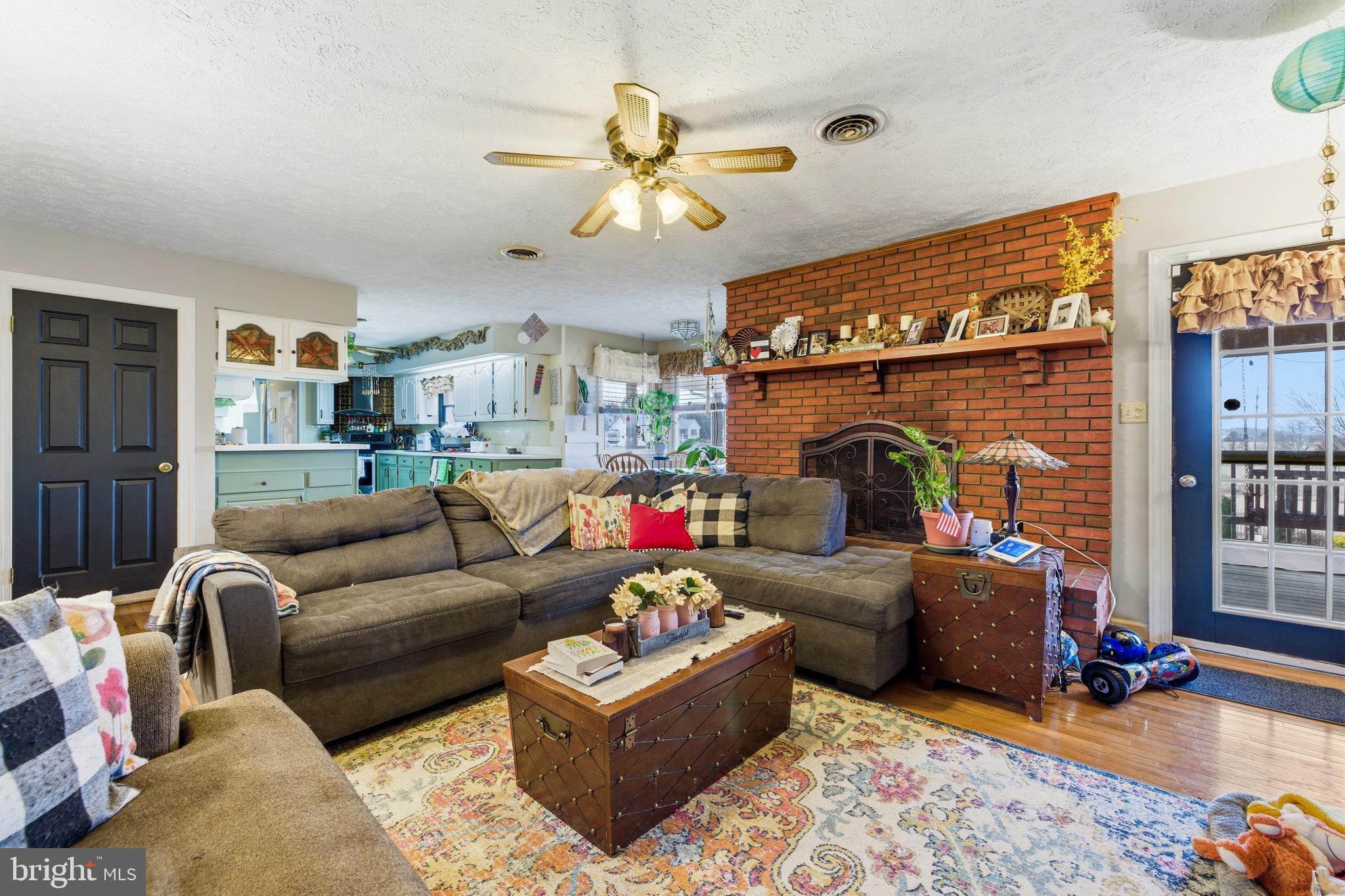 FAIRVIEW - Residential